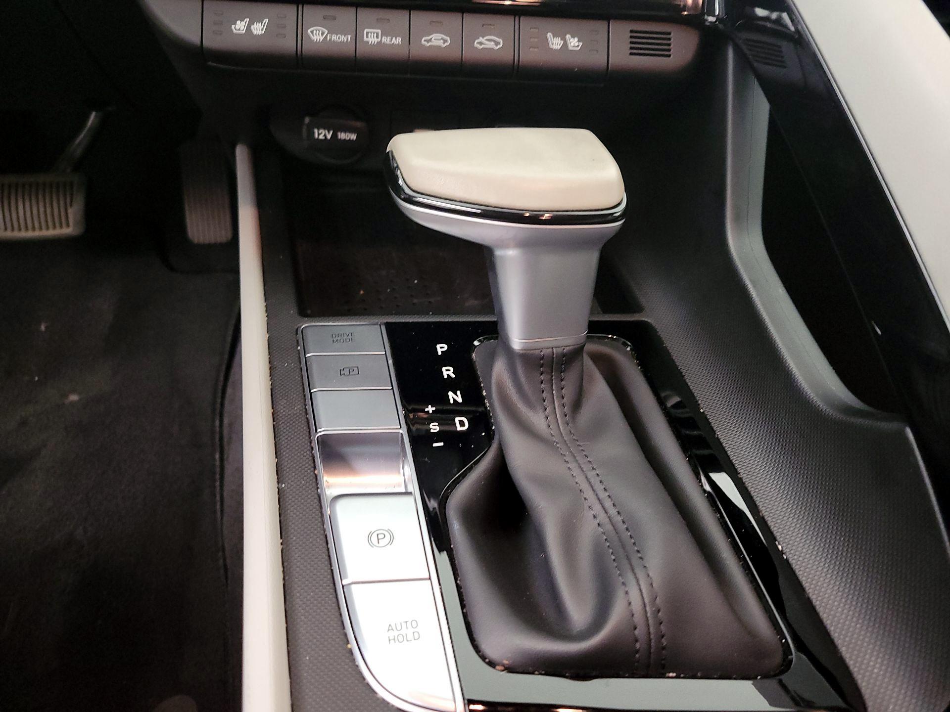 Thumbnail: 2023 Hyundai Elantra - 18