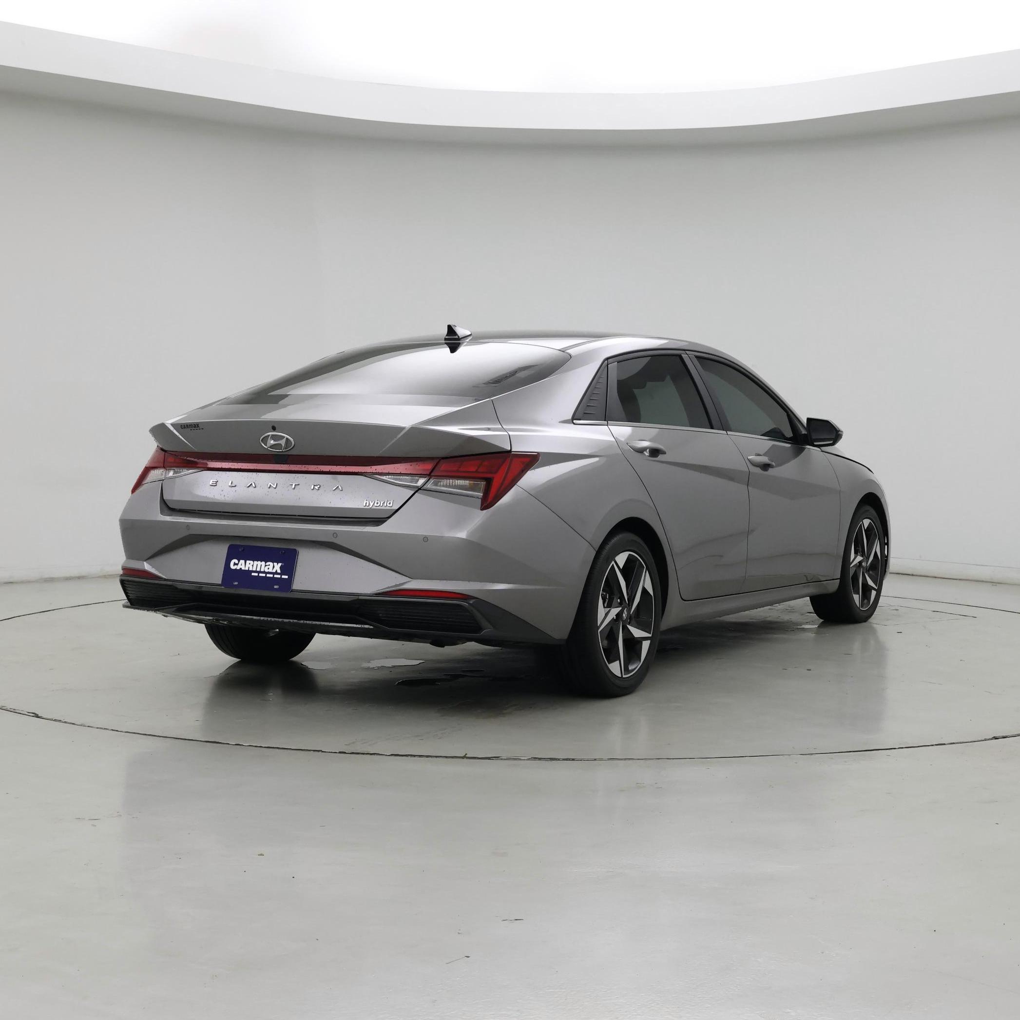 Thumbnail: 2023 Hyundai Elantra - 8