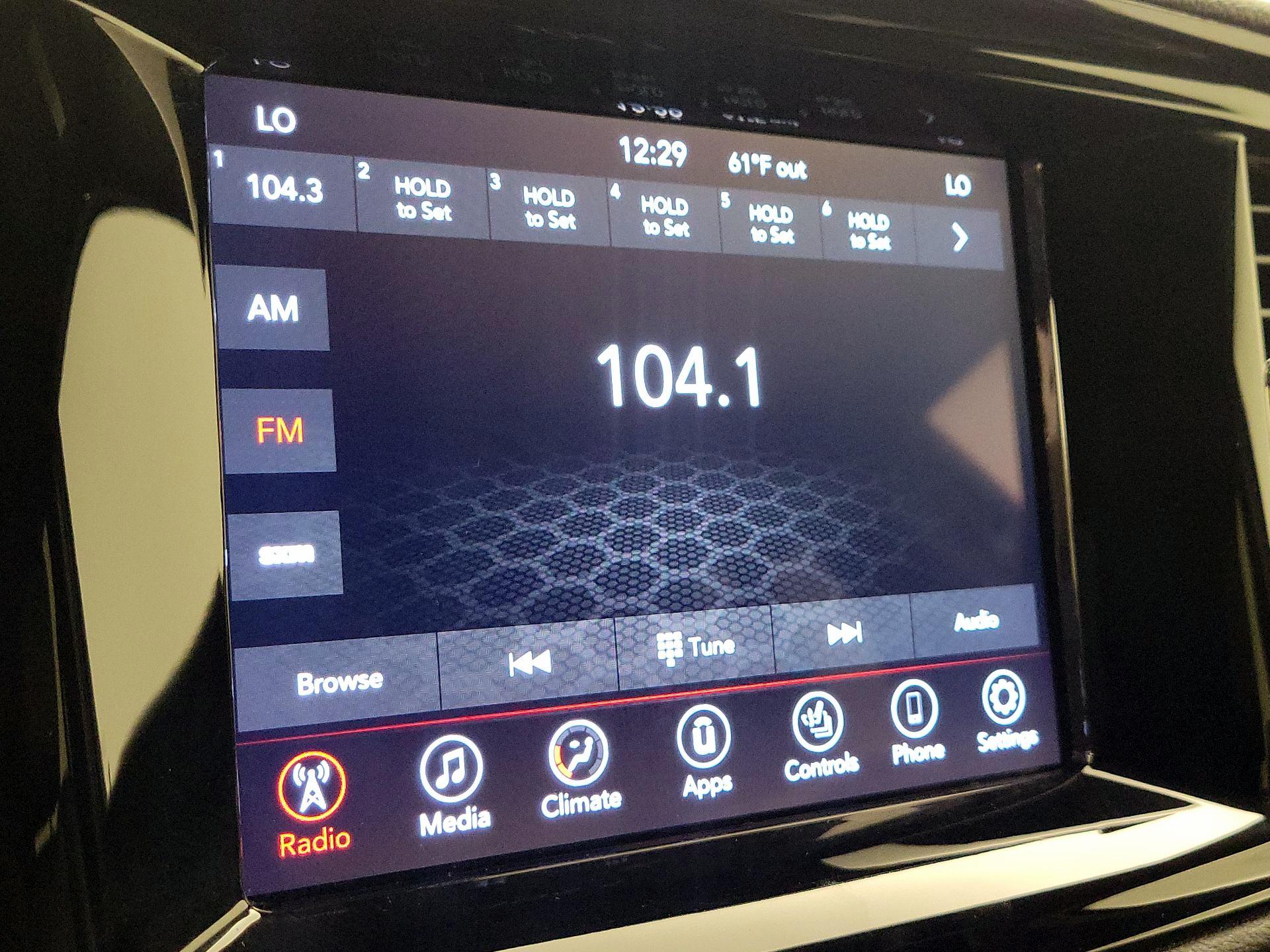 Thumbnail: 2022 Dodge Durango - 15