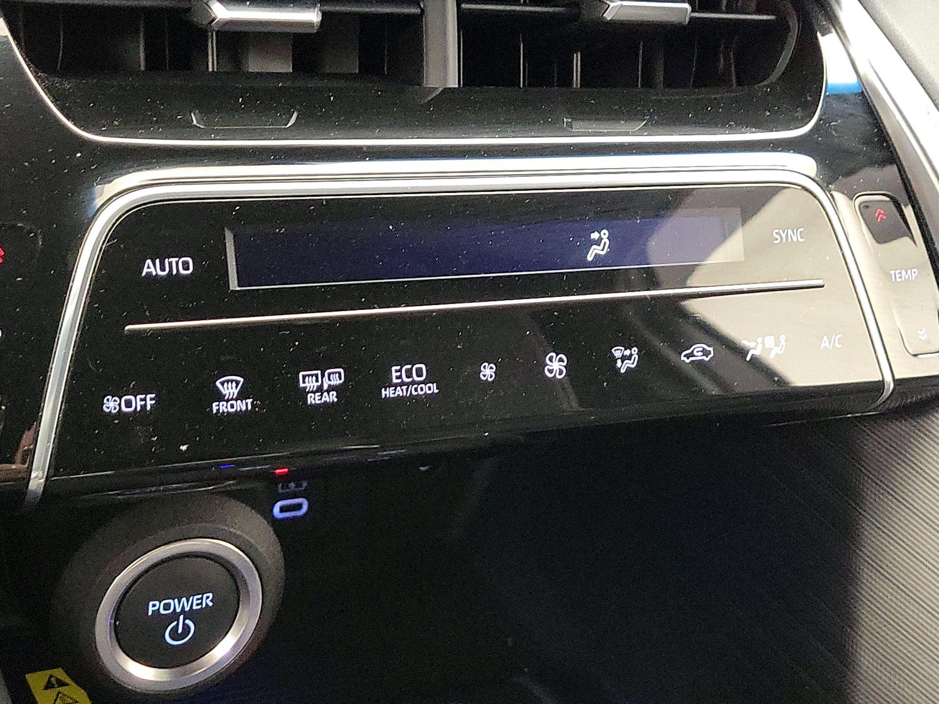 Thumbnail: 2023 Toyota Venza - 16