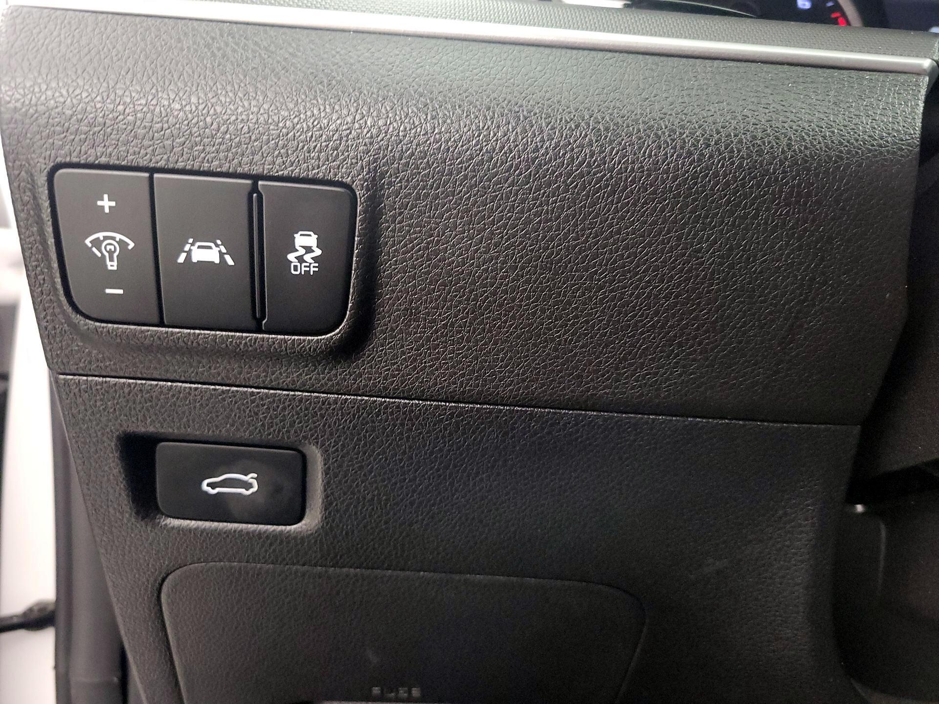 Thumbnail: 2023 Kia K5 - 13