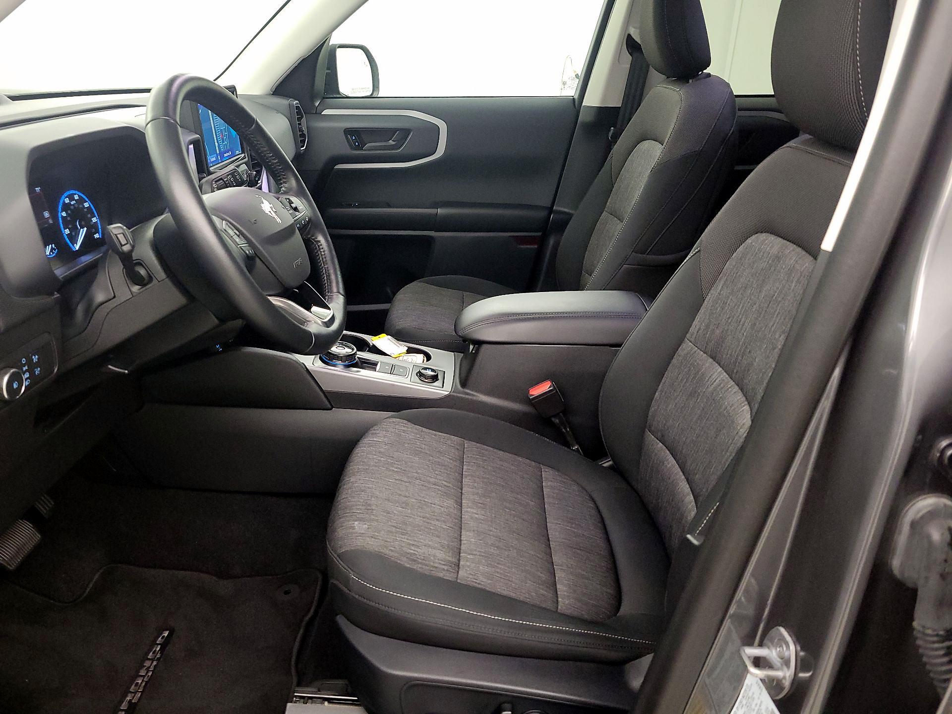 Thumbnail: 2021 Ford Bronco Sport - 11