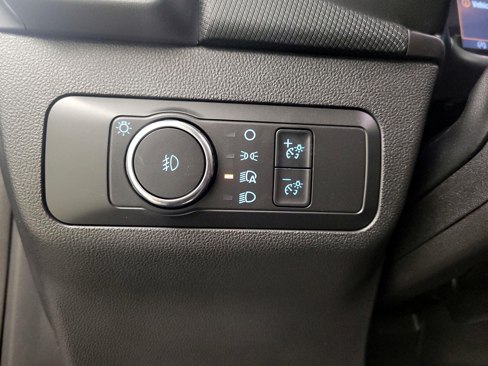 Thumbnail: 2021 Ford Bronco Sport - 13