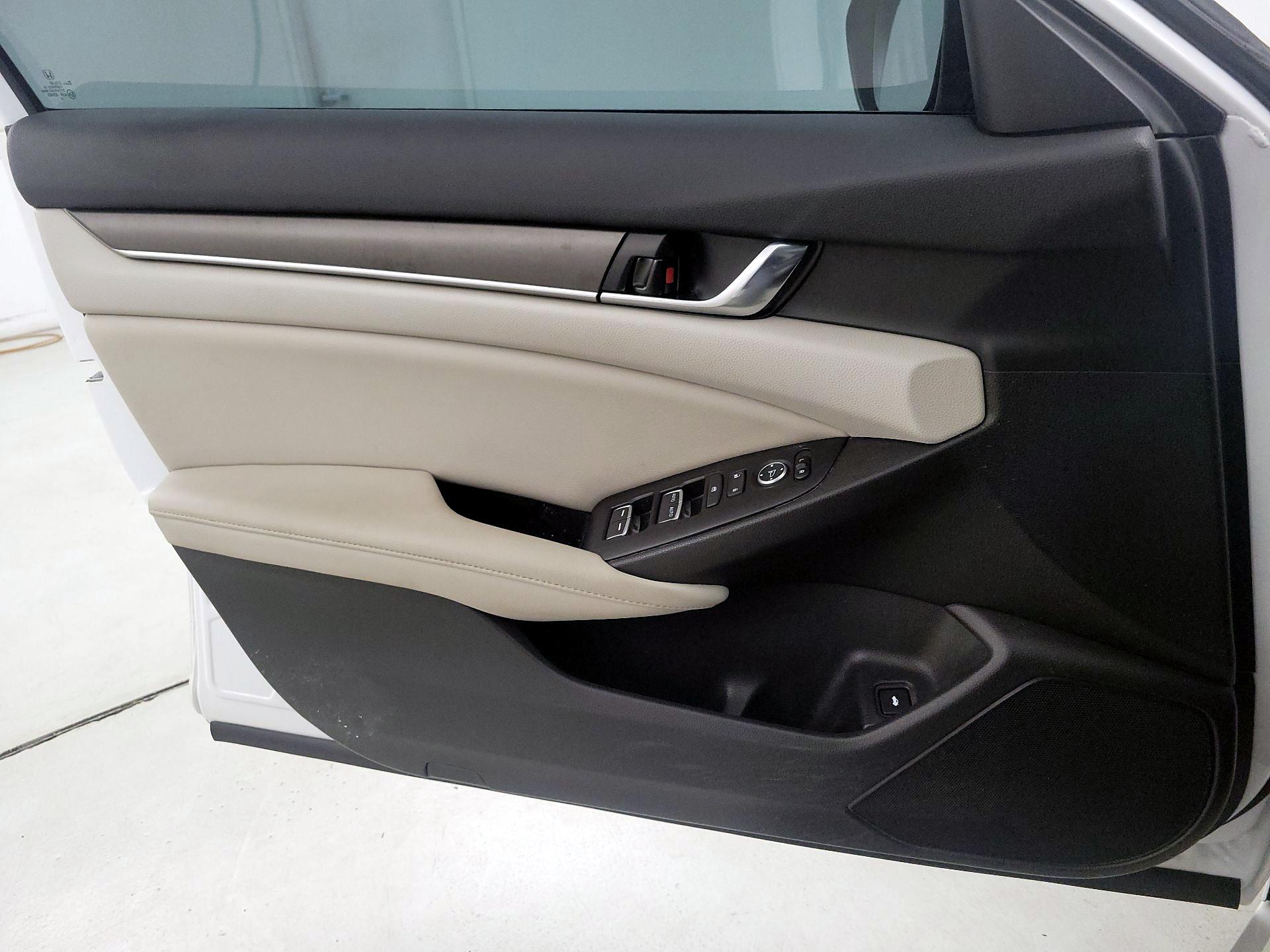 Thumbnail: 2022 Honda Accord - 12