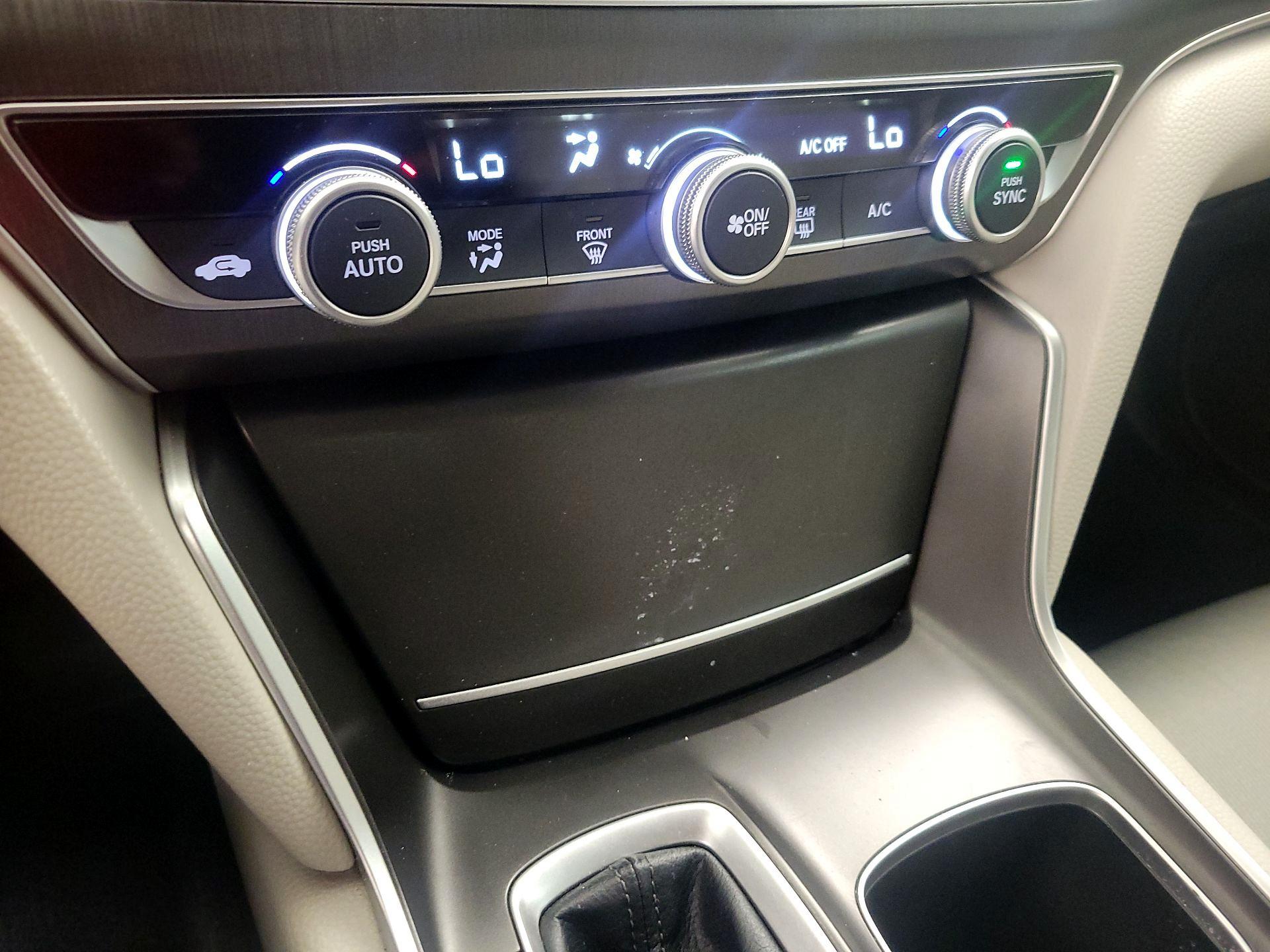 Thumbnail: 2022 Honda Accord - 16