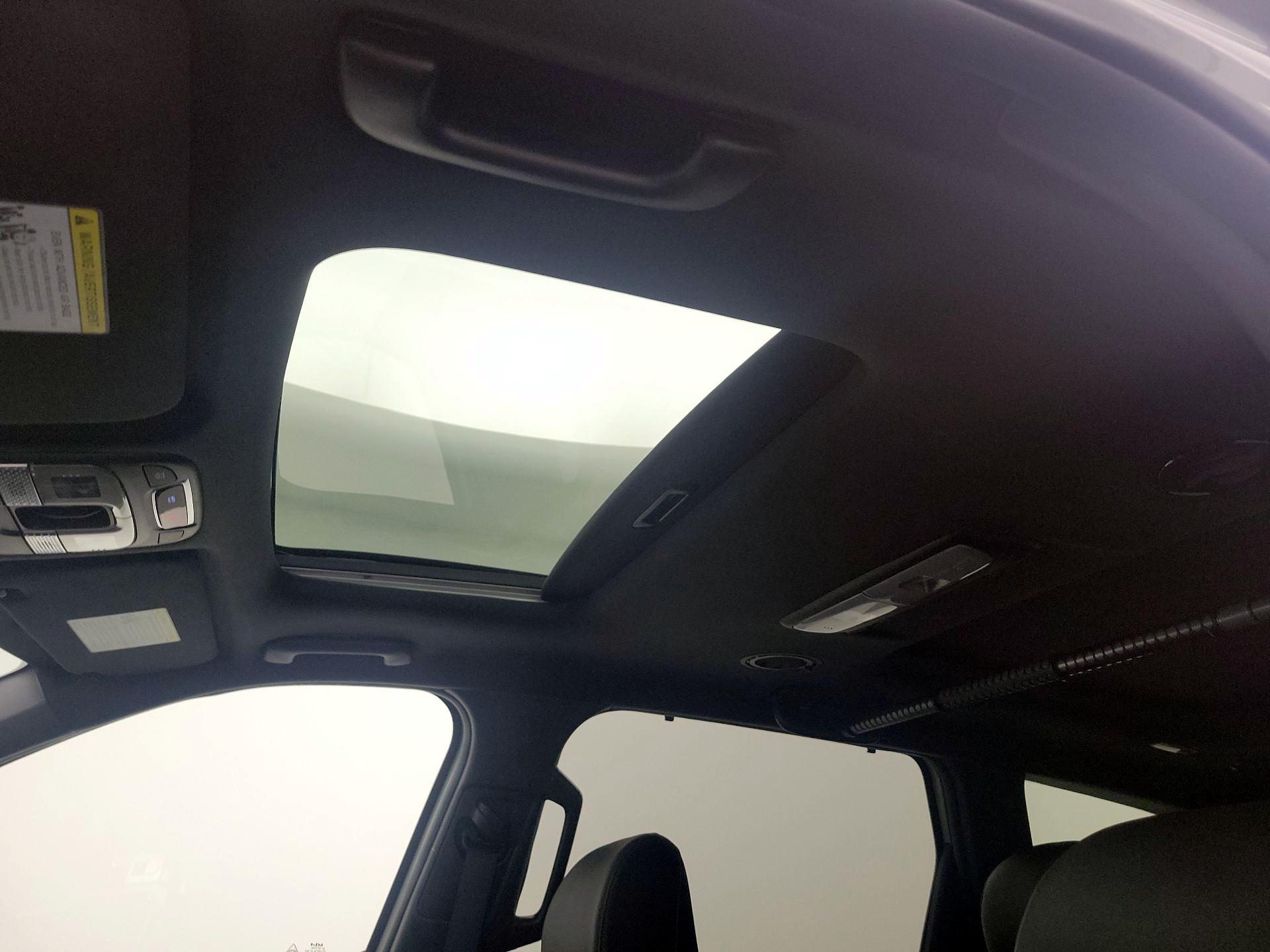 Thumbnail: 2023 Kia Telluride - 19