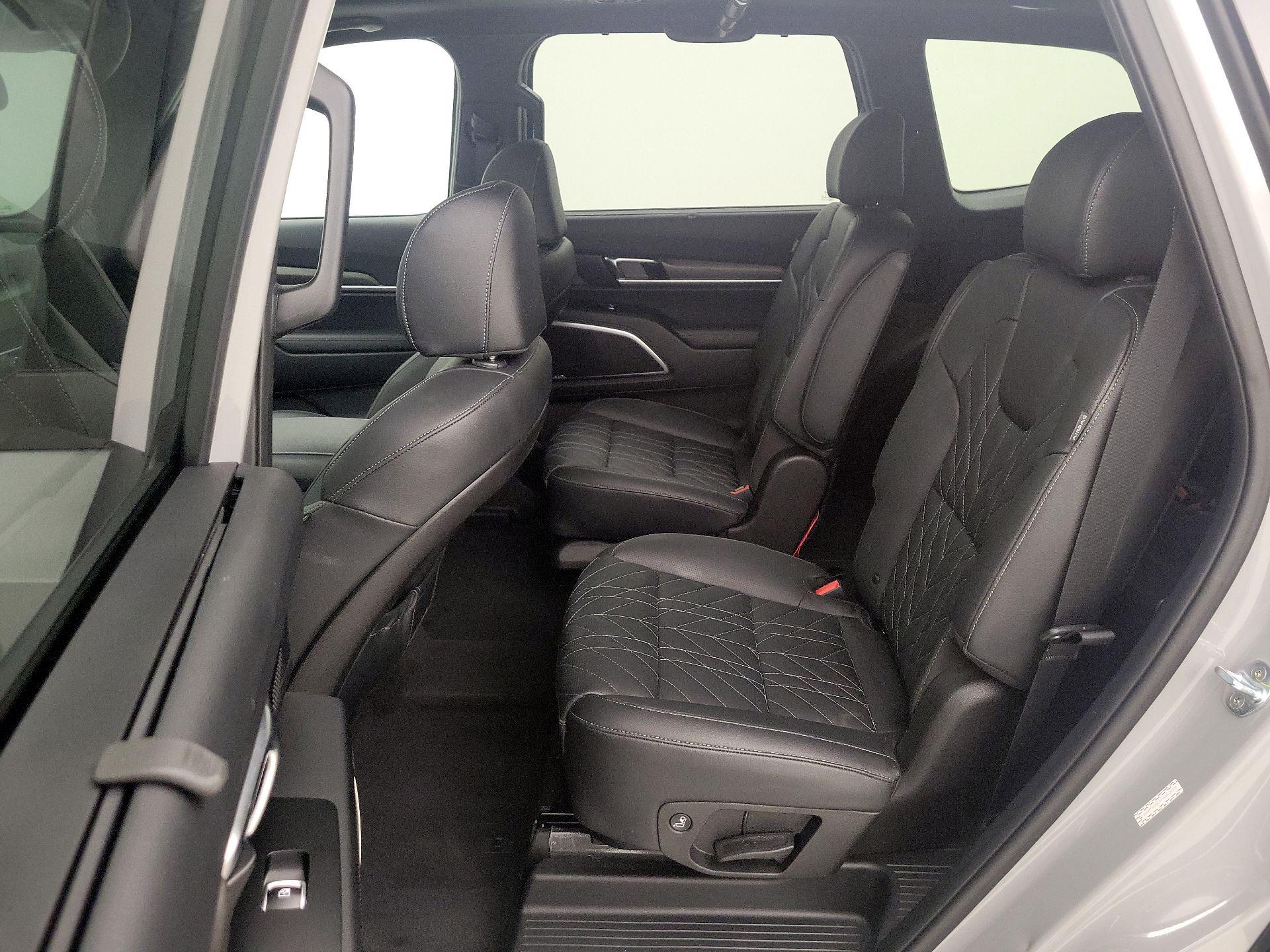 Thumbnail: 2023 Kia Telluride - 20