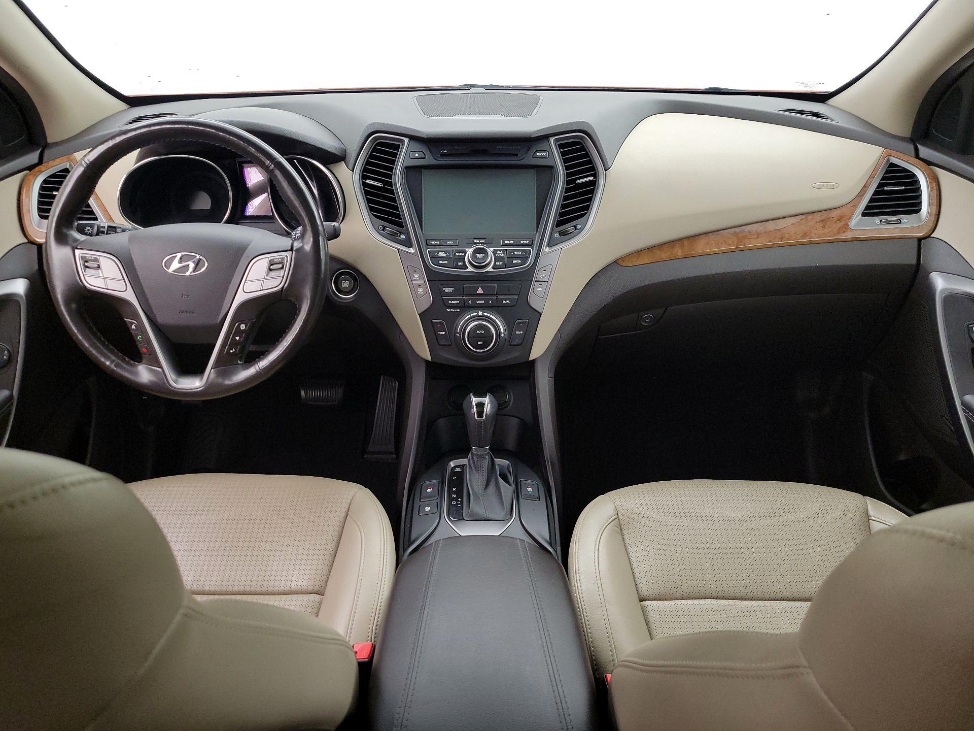 Thumbnail: 2014 Hyundai Santa Fe - 9