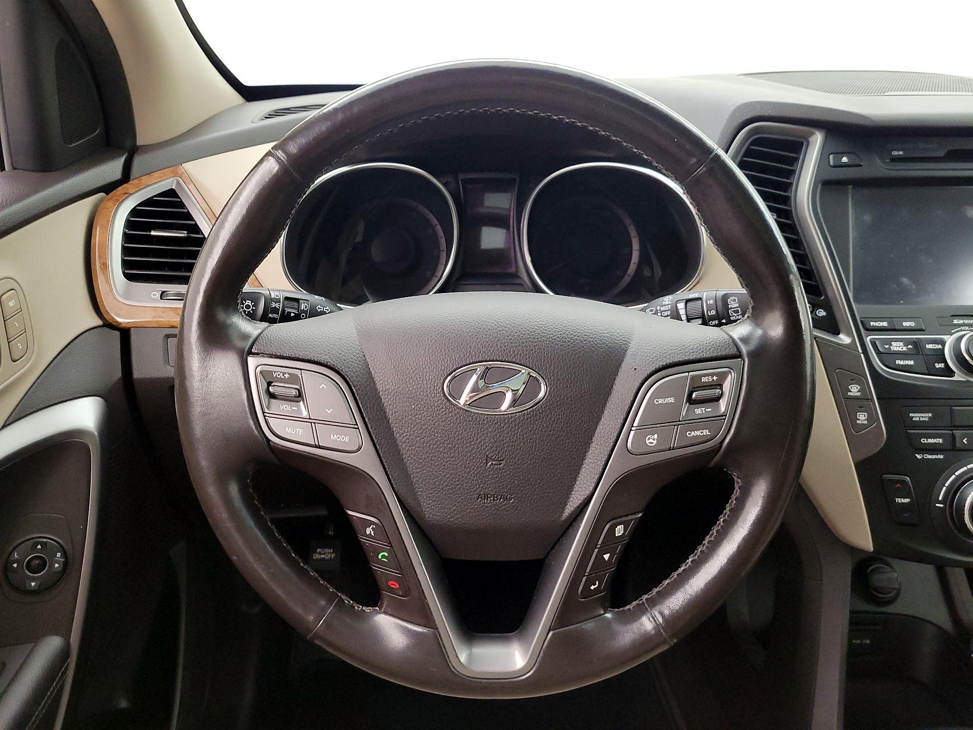 Thumbnail: 2014 Hyundai Santa Fe - 10