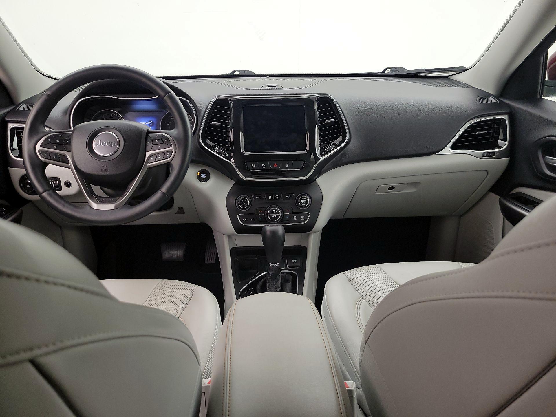 Thumbnail: 2019 Jeep Cherokee - 9