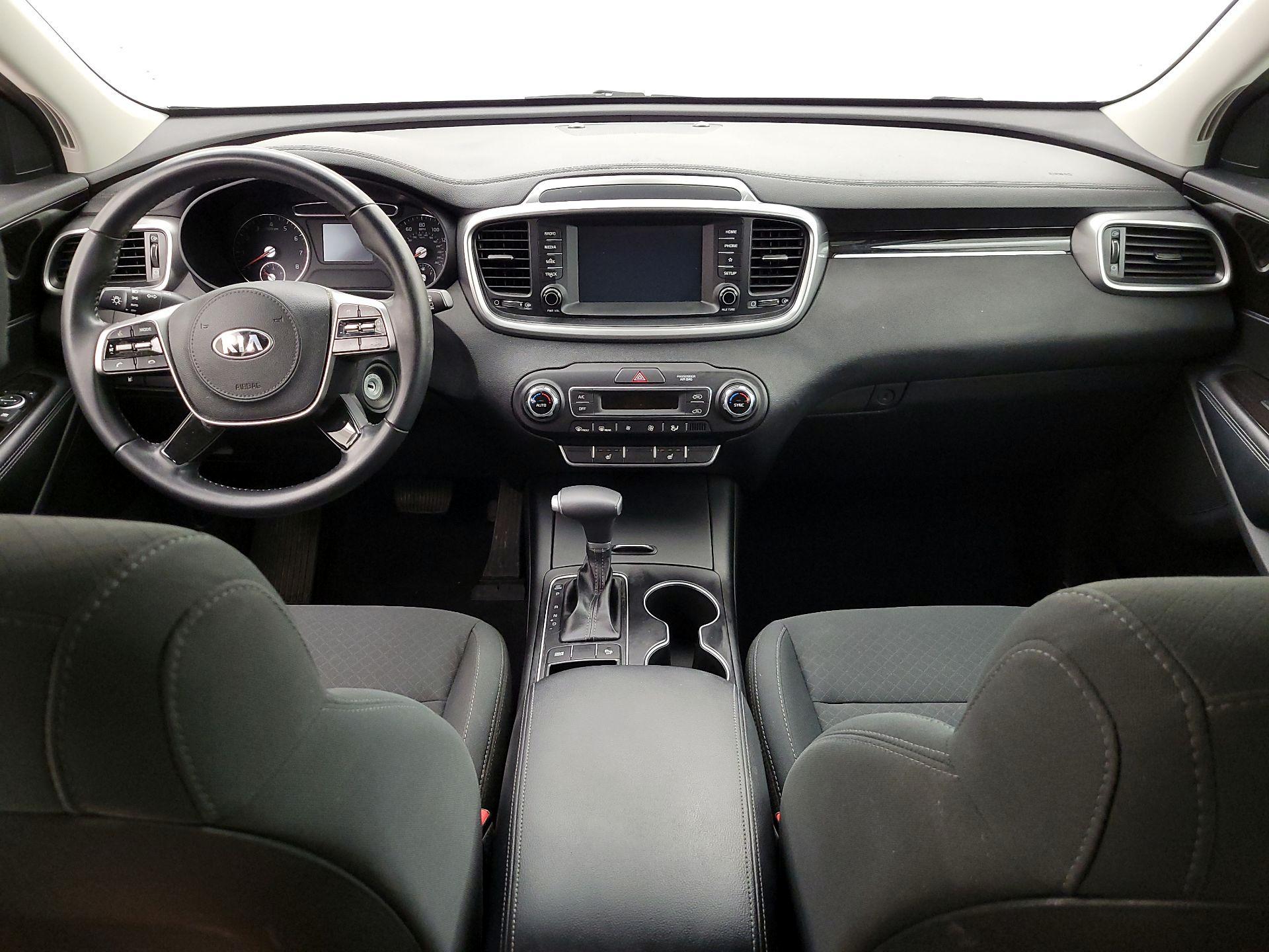 Thumbnail: 2020 Kia Sorento - 9