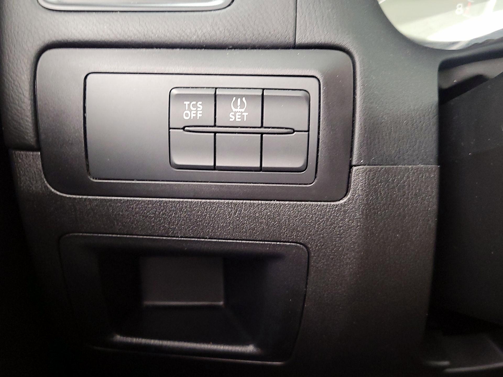 Thumbnail: 2016 Mazda CX-5 - 13