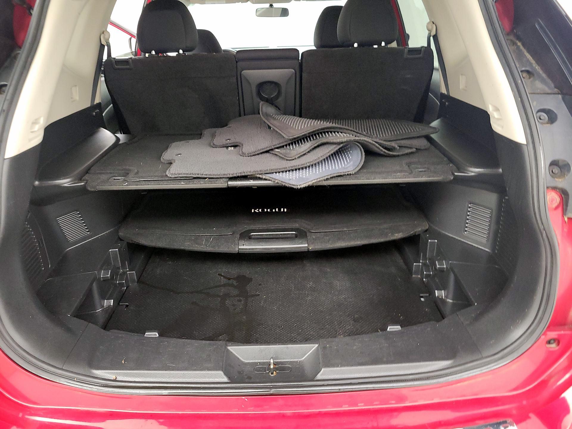 Thumbnail: 2017 Nissan Rogue - 20