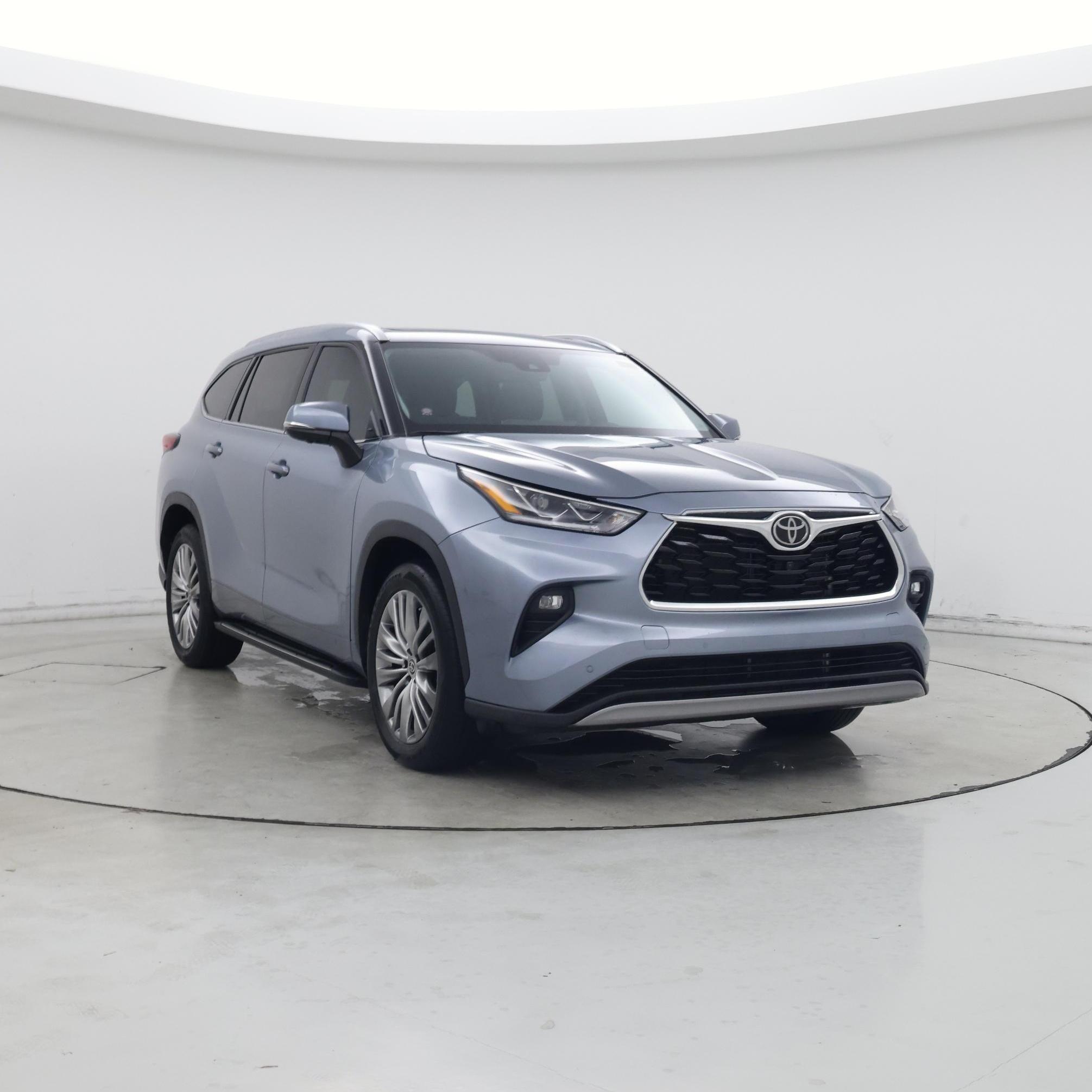 Thumbnail: 2023 Toyota Highlander - 1