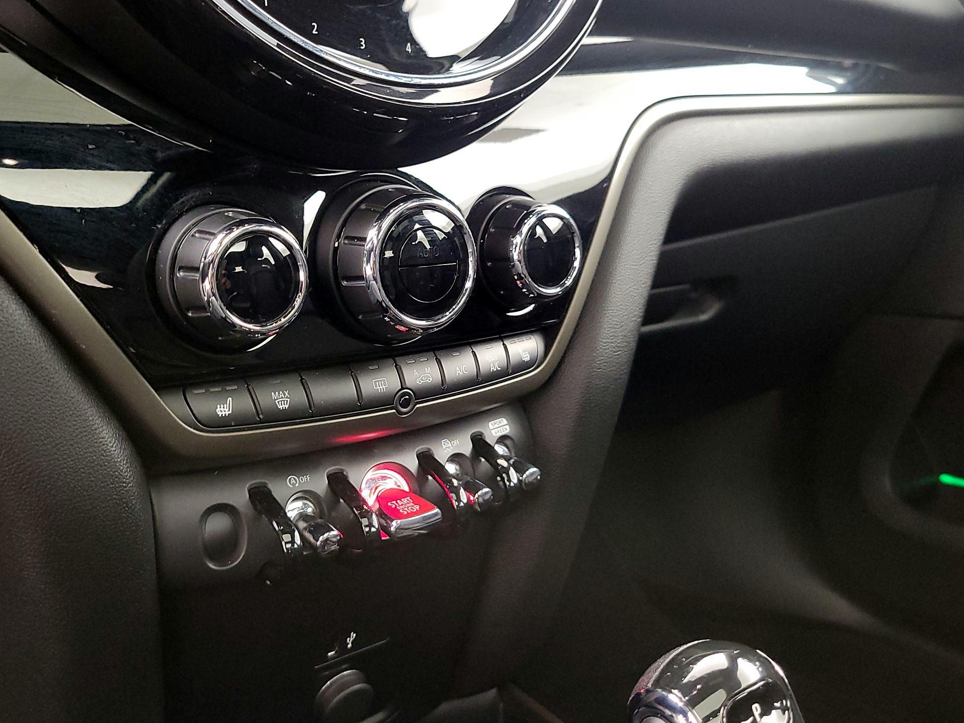 Thumbnail: 2021 MINI Cooper Countryman - 17