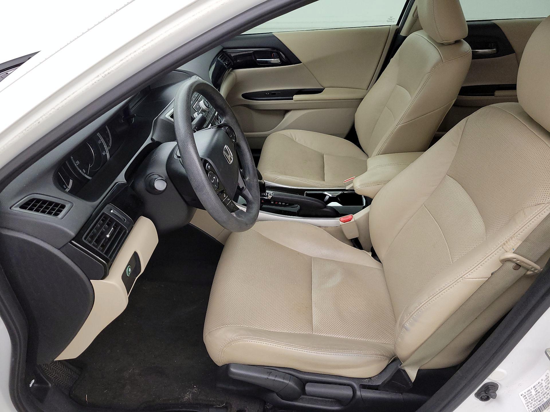 Thumbnail: 2017 Honda Accord - 11