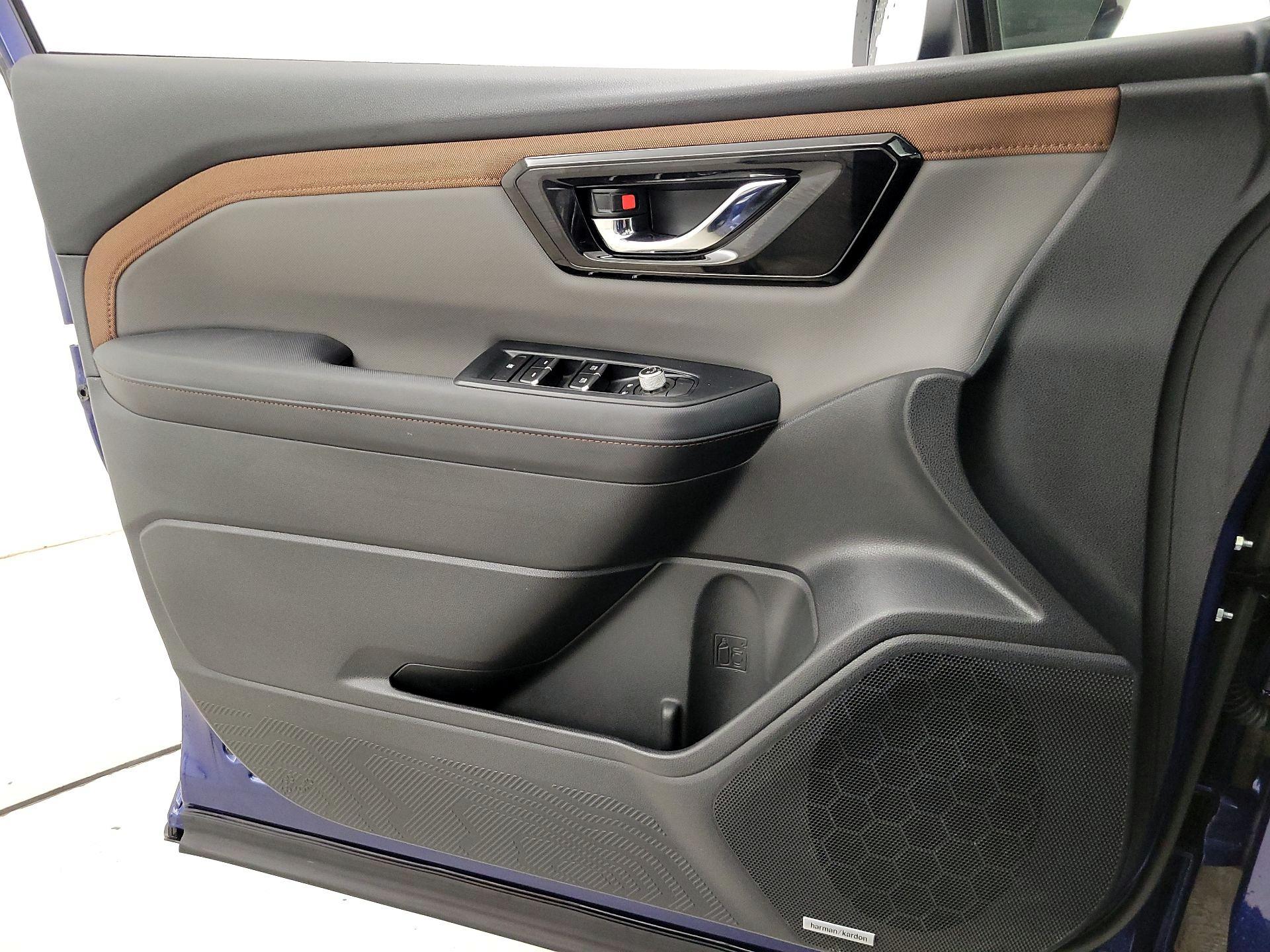 Thumbnail: 2025 Subaru Forester - 12