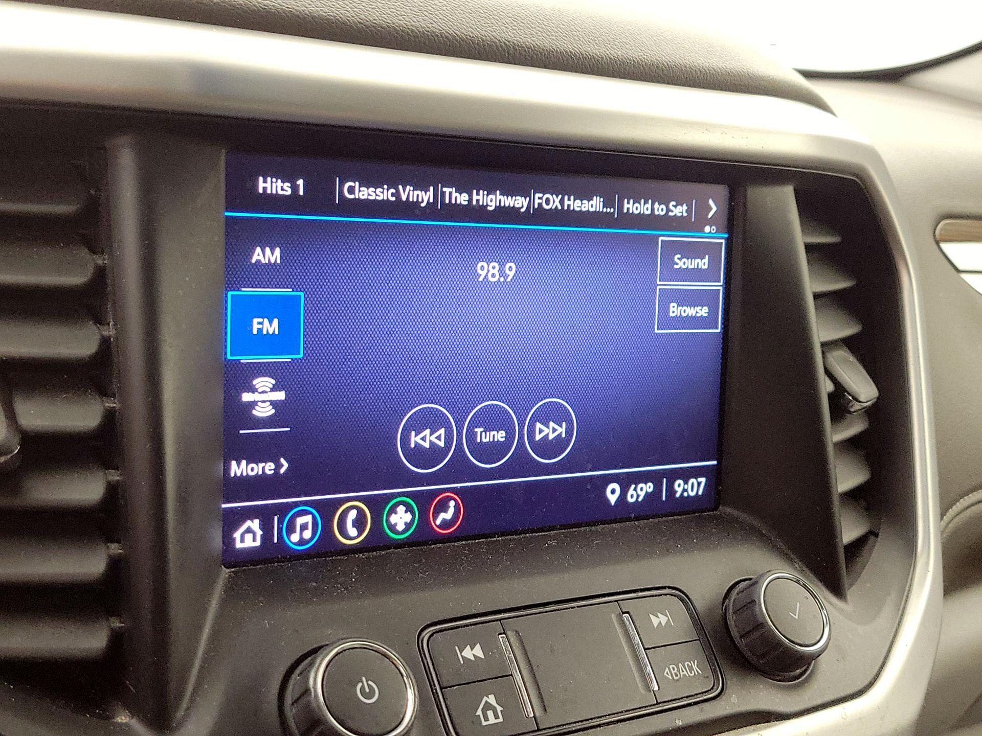 Thumbnail: 2023 GMC Acadia - 15