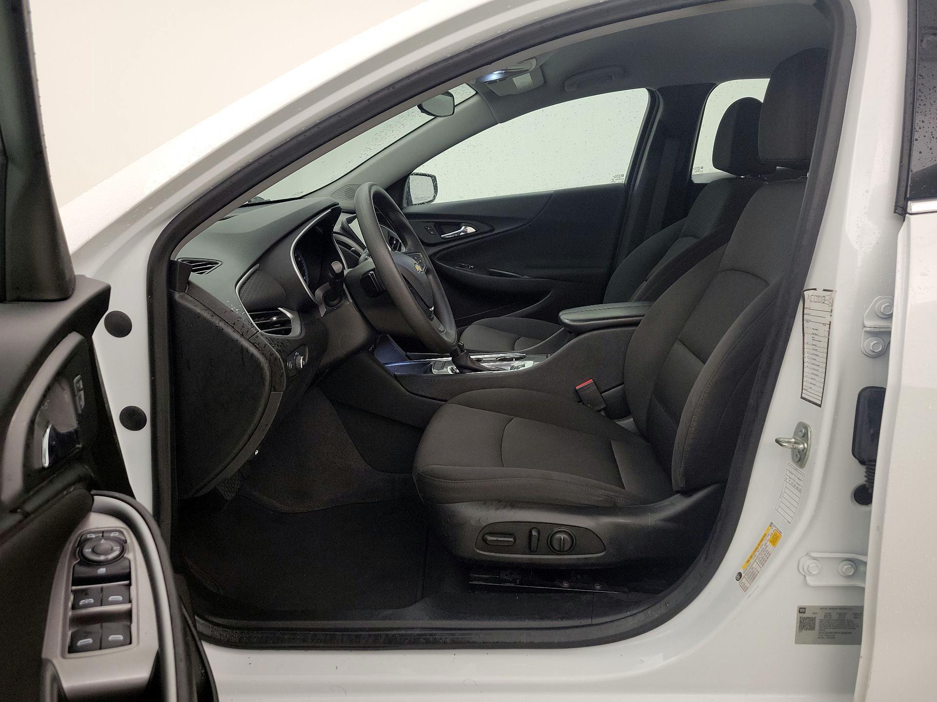 Thumbnail: 2023 Chevrolet Malibu - 11