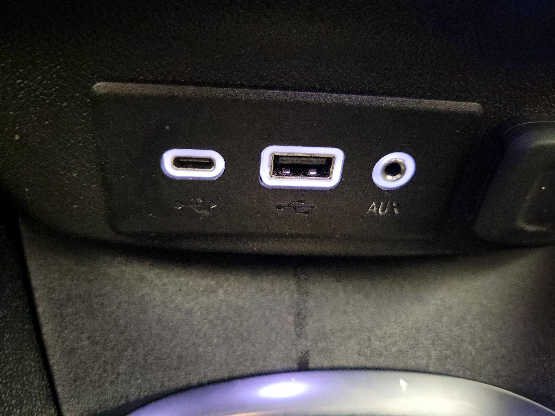 Thumbnail: 2023 Chevrolet Malibu - 18