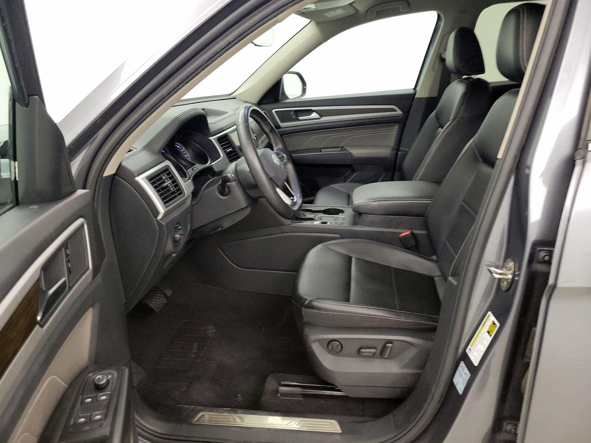 Thumbnail: 2021 Volkswagen Atlas - 11