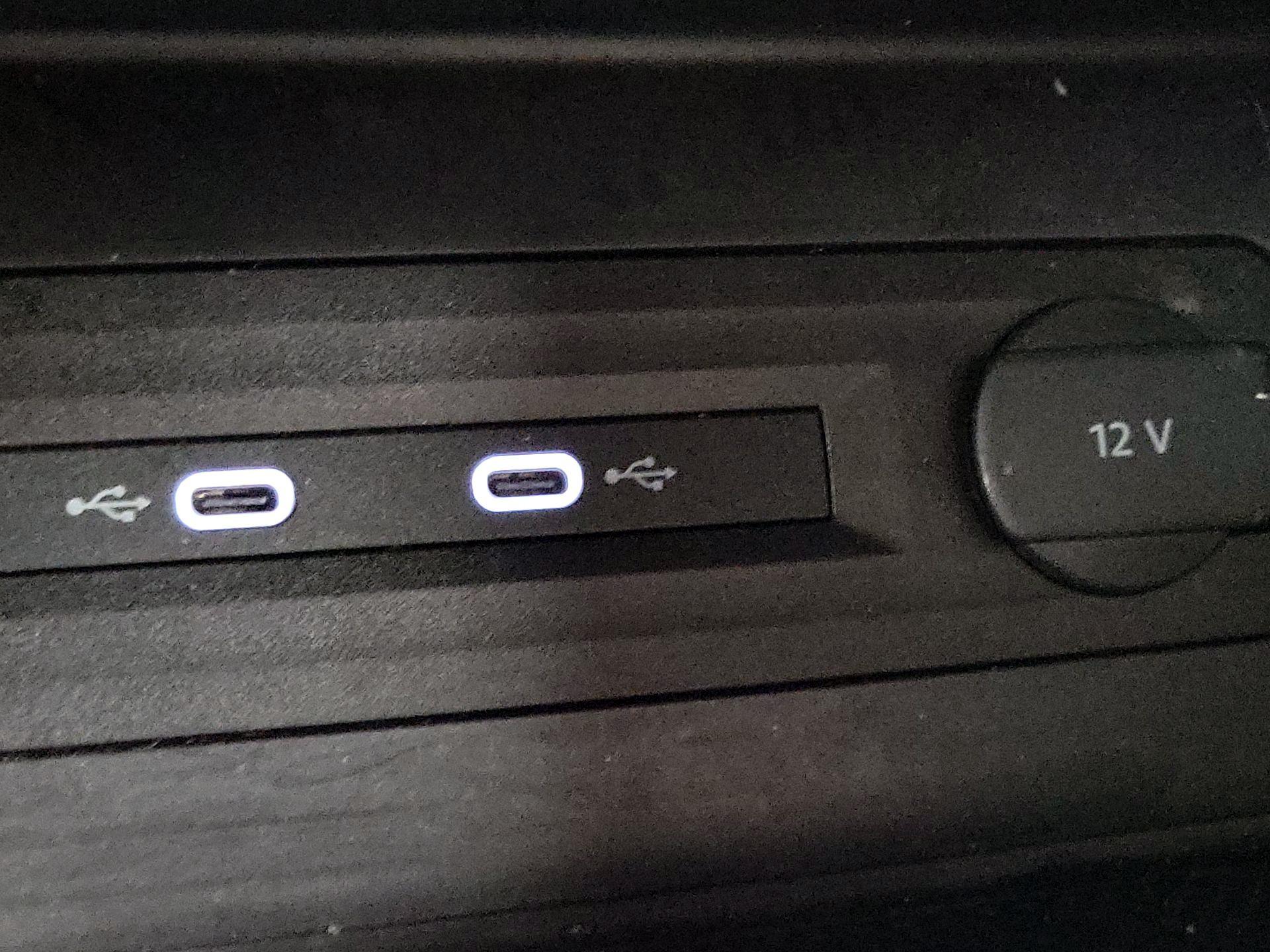 Thumbnail: 2021 Volkswagen Atlas - 18