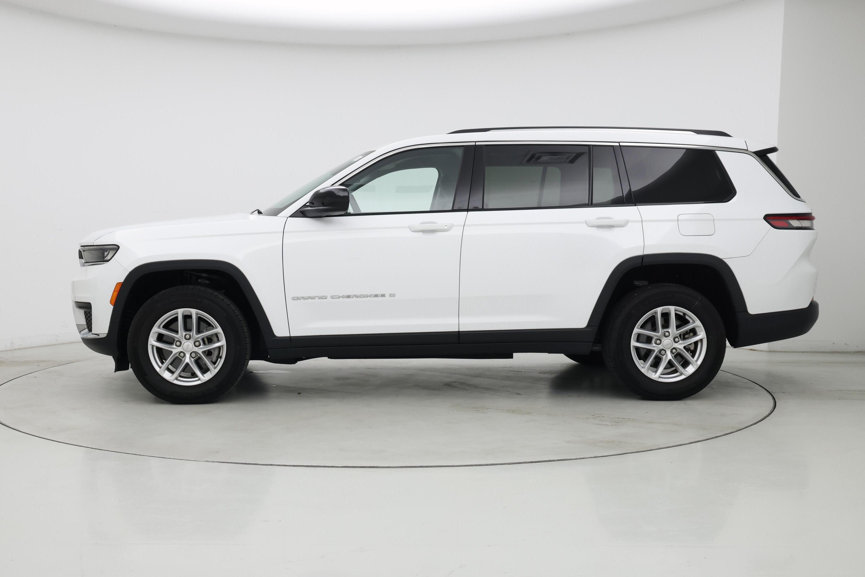 Thumbnail: 2023 Jeep Grand Cherokee L - 3