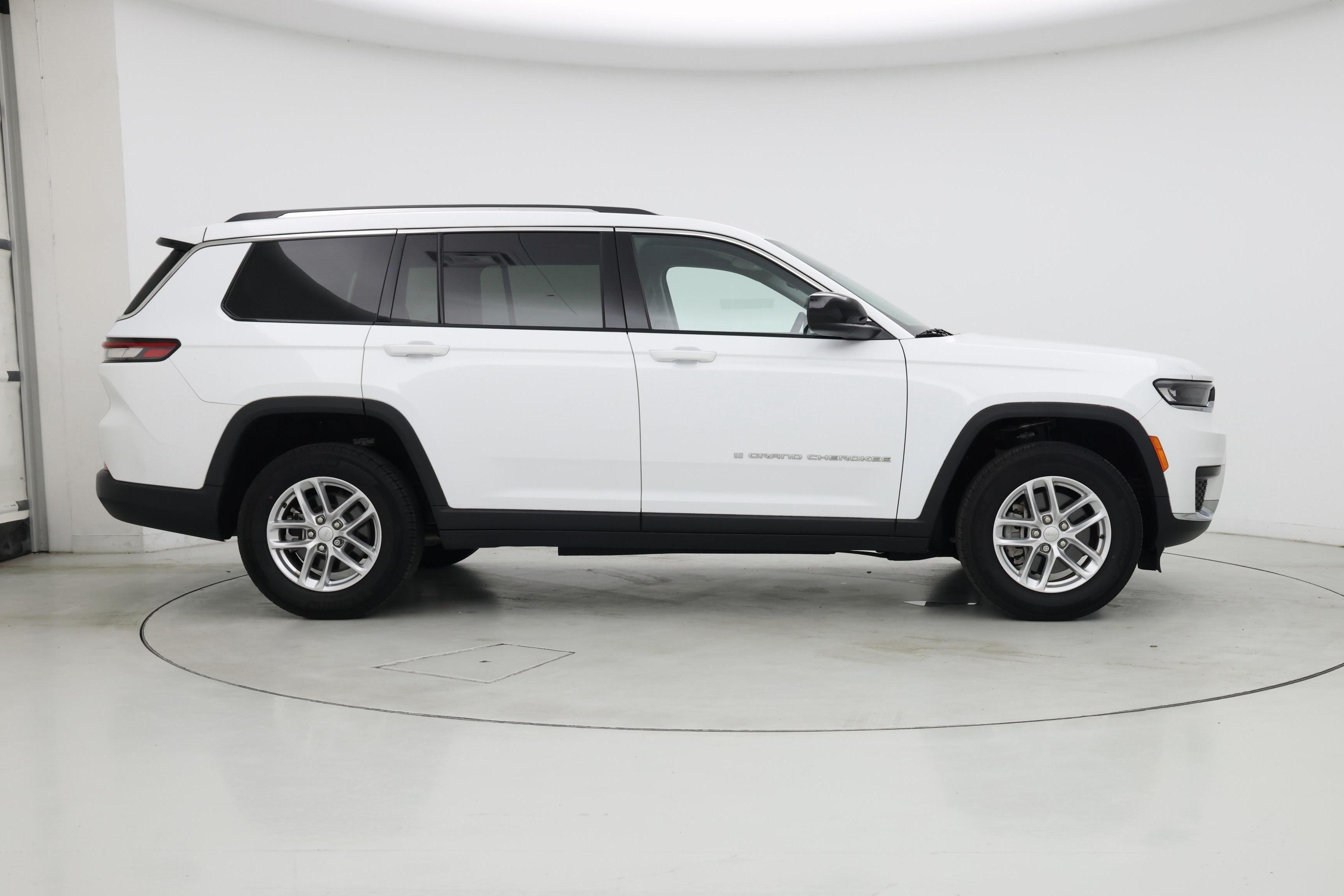 Thumbnail: 2023 Jeep Grand Cherokee L - 7