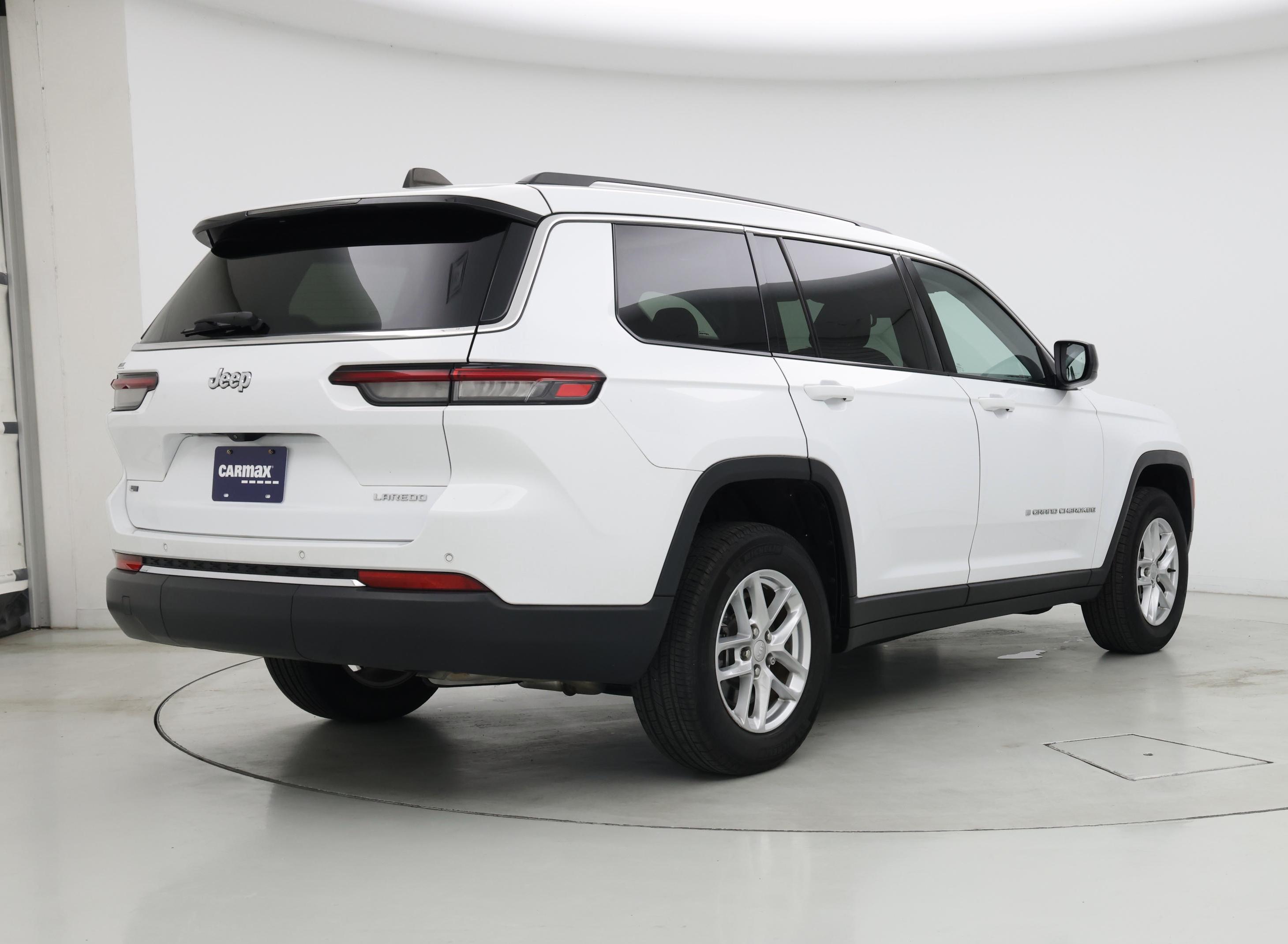 Thumbnail: 2023 Jeep Grand Cherokee L - 8