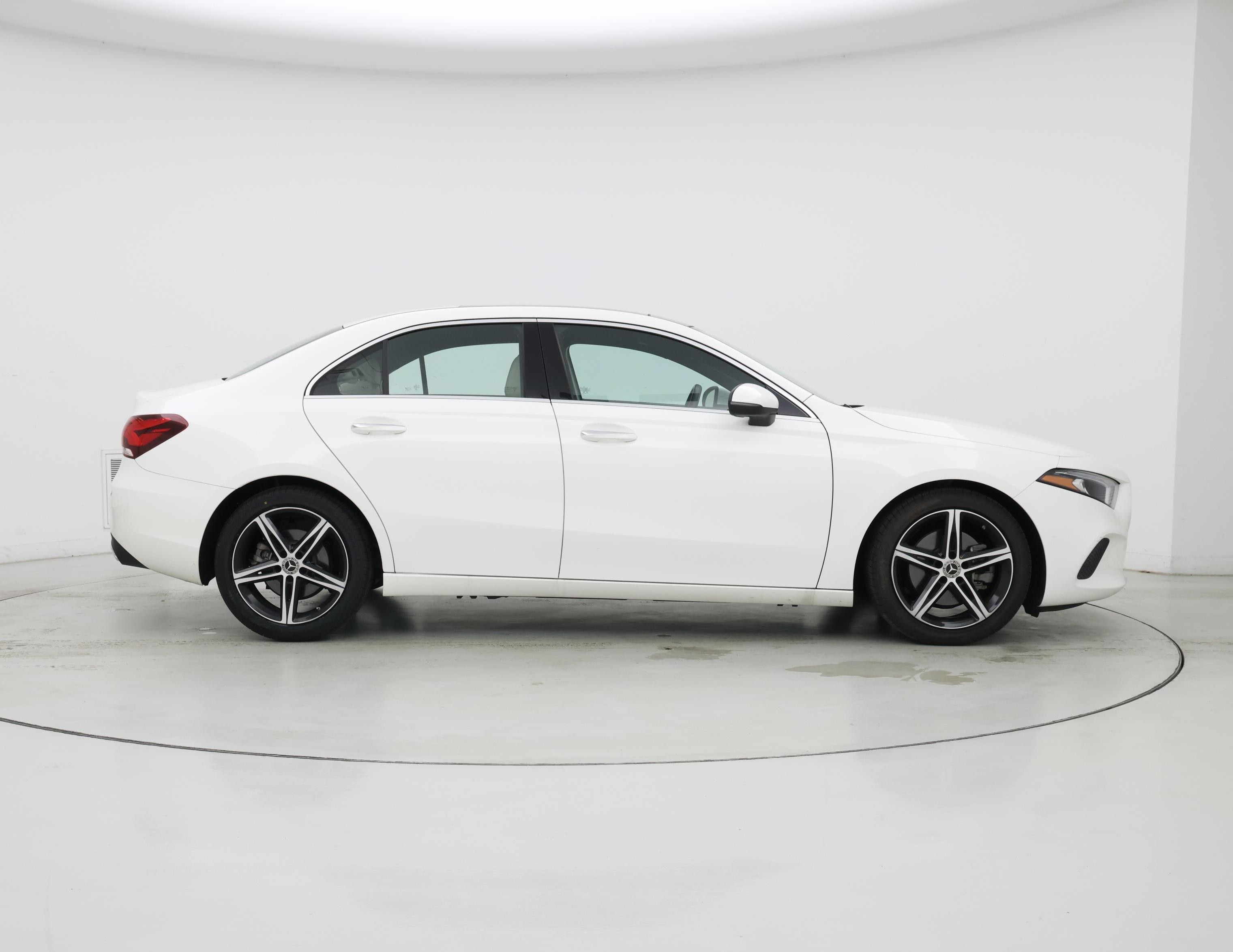 Thumbnail: 2020 Mercedes-Benz A-Class - 7