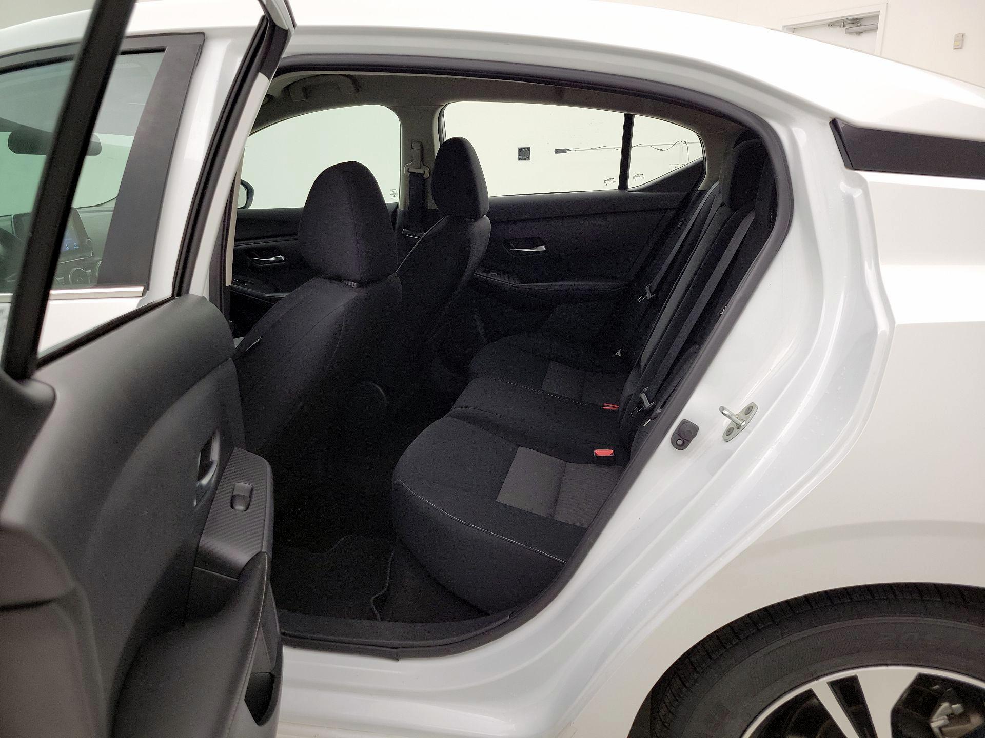 Thumbnail: 2022 Nissan Sentra - 19