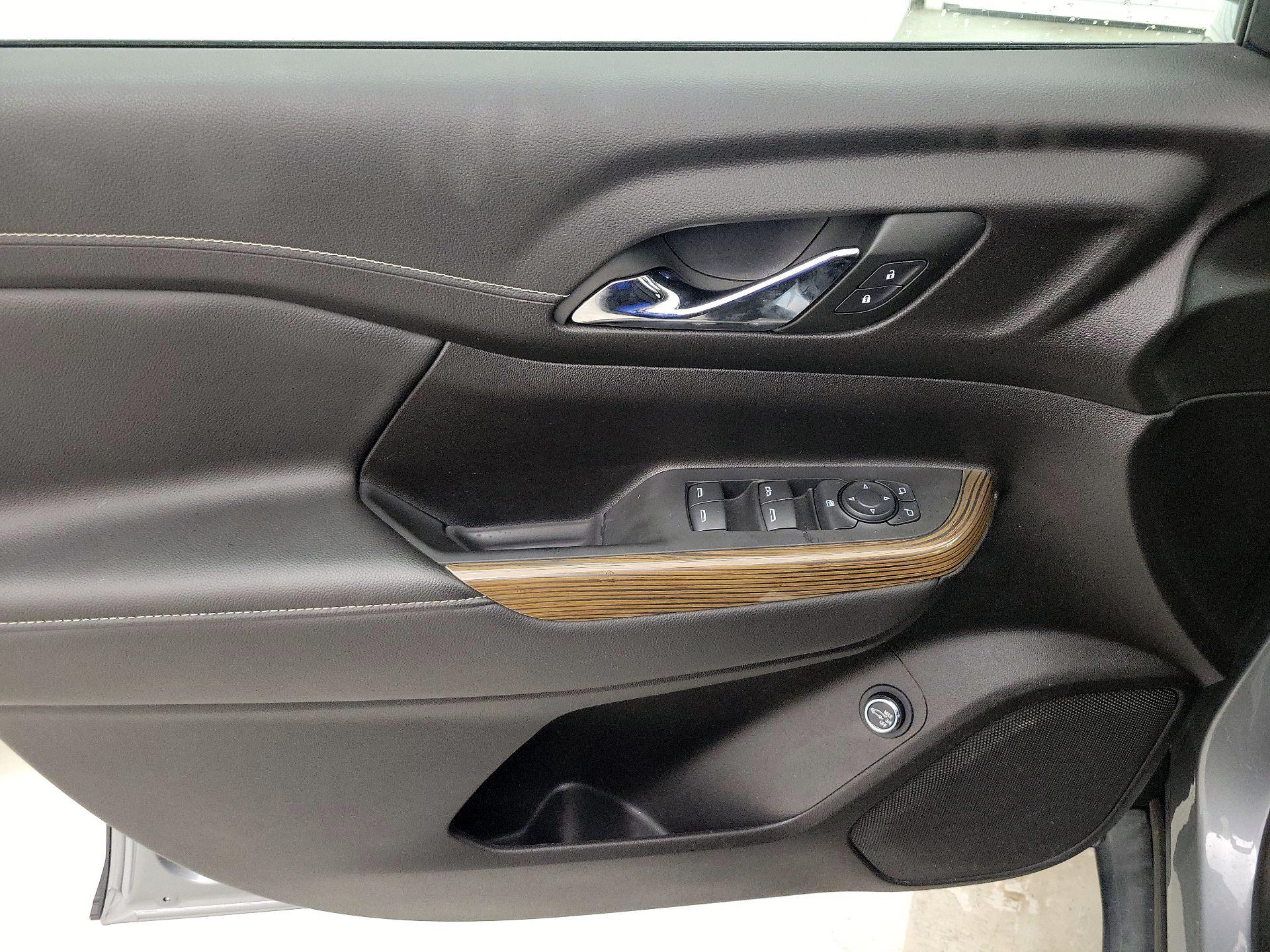 Thumbnail: 2023 GMC Acadia - 12