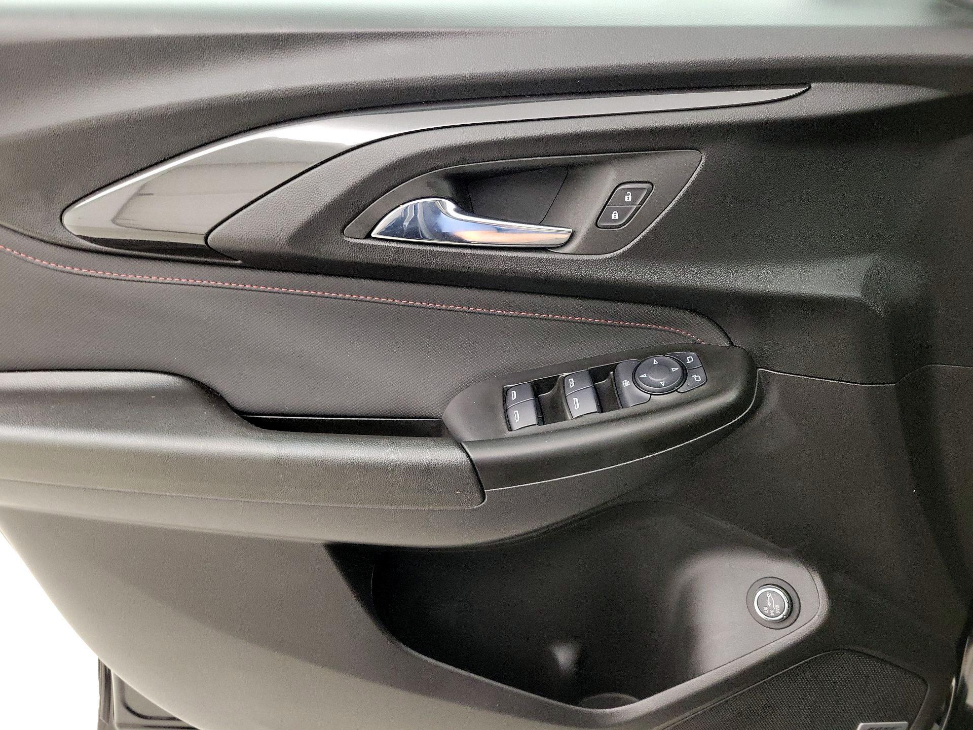 Thumbnail: 2022 Chevrolet TrailBlazer - 12