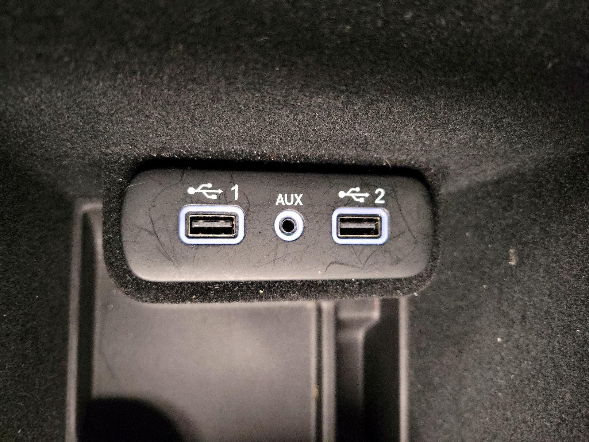 Thumbnail: 2023 Dodge Charger - 18