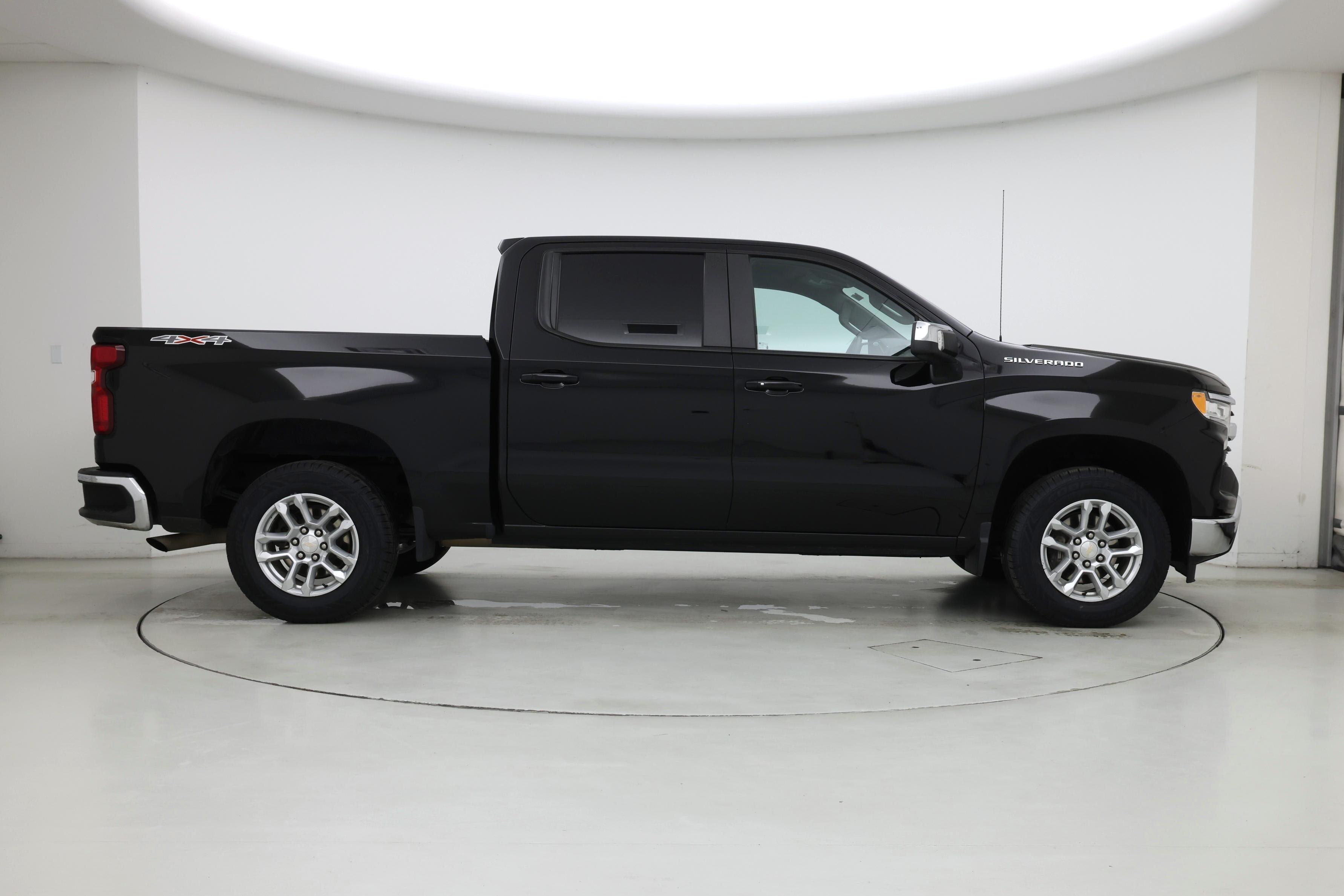 Thumbnail: 2023 Chevrolet Silverado 1500 - 7