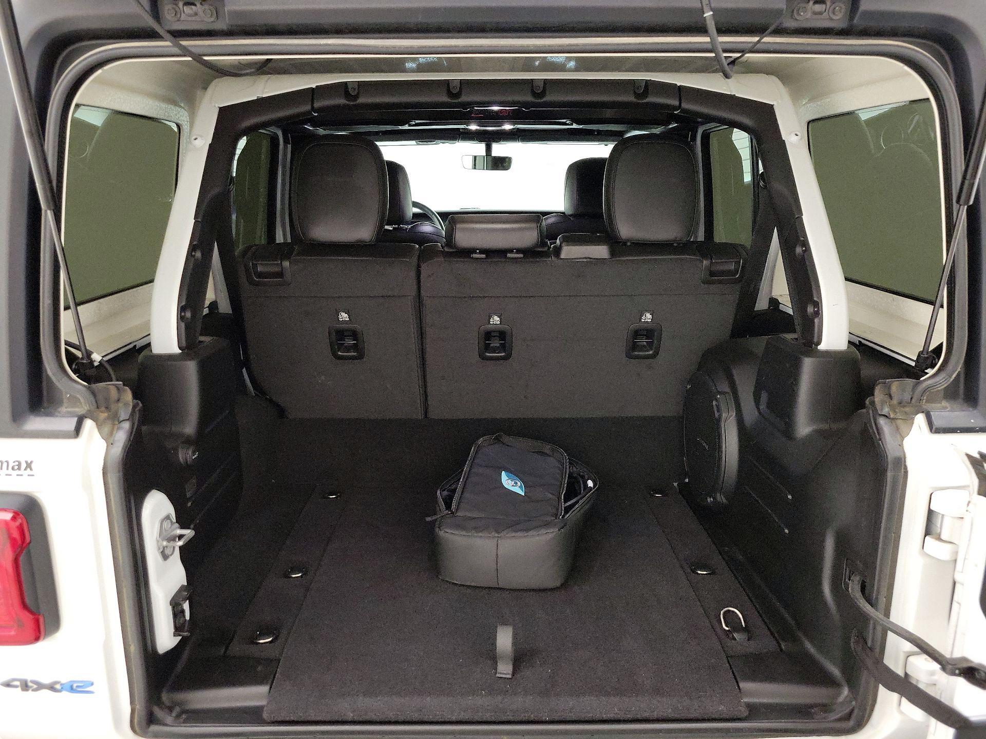 Thumbnail: 2023 Jeep Wrangler - 20