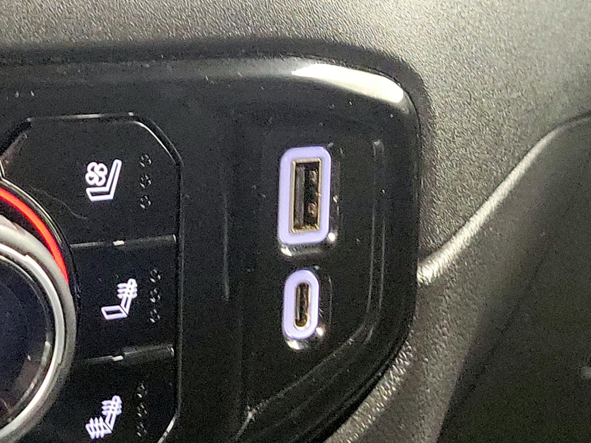 Thumbnail: 2022 Chevrolet Silverado 1500 - 18