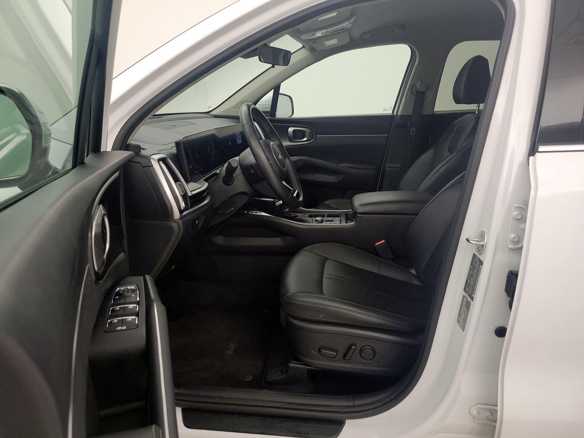 Thumbnail: 2024 Kia Sorento - 11