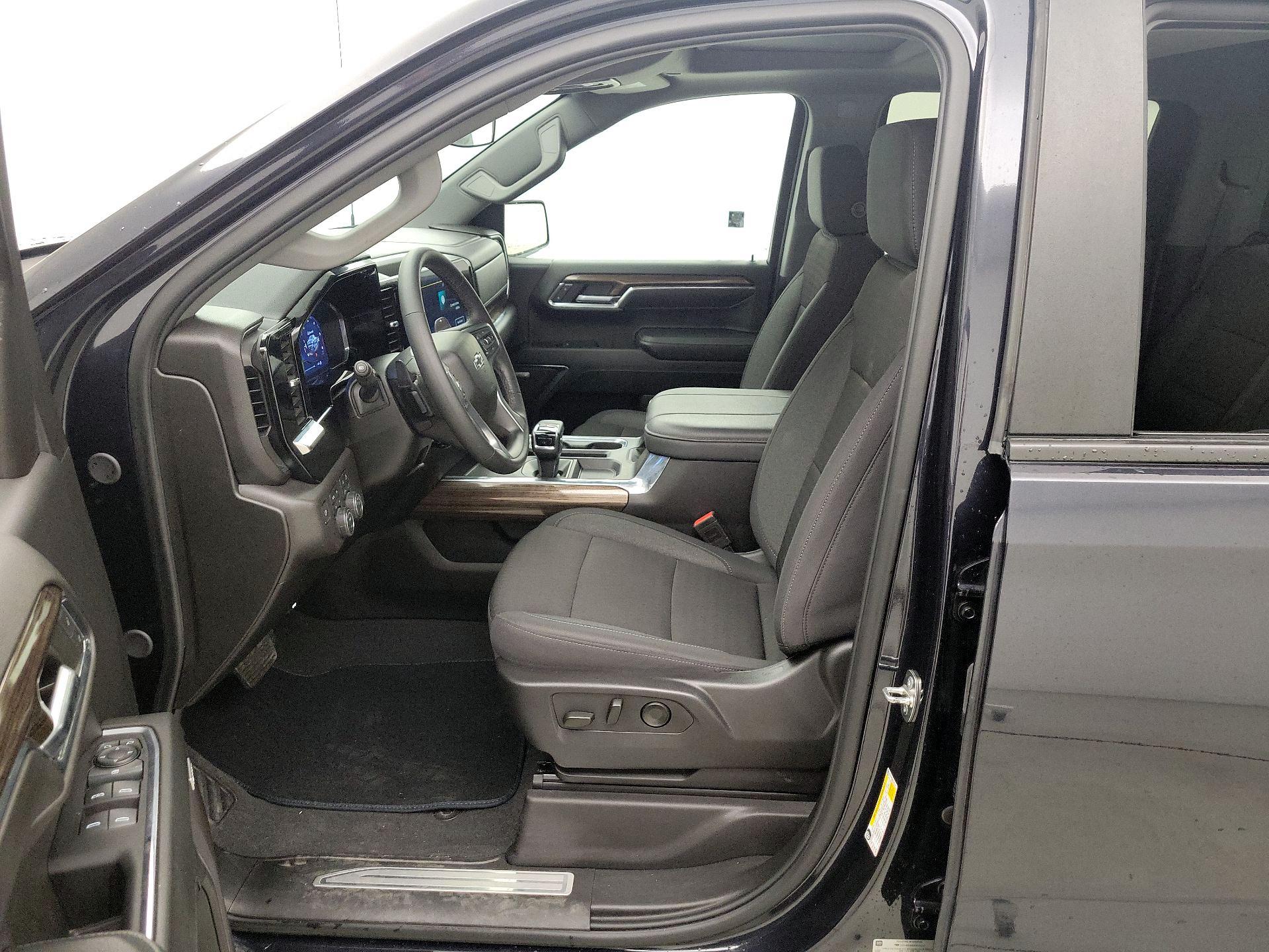 Thumbnail: 2024 Chevrolet Silverado 1500 - 11