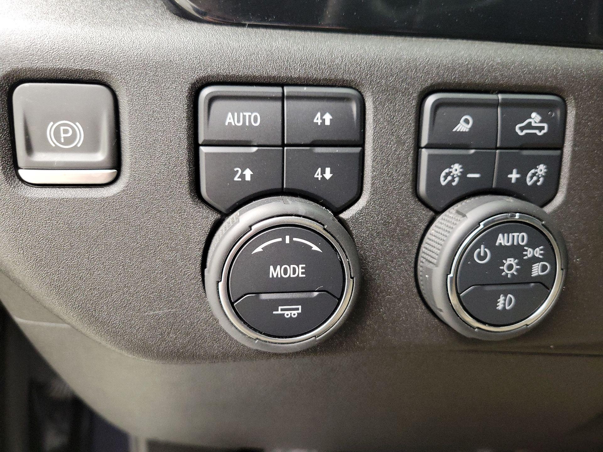 Thumbnail: 2024 Chevrolet Silverado 1500 - 13