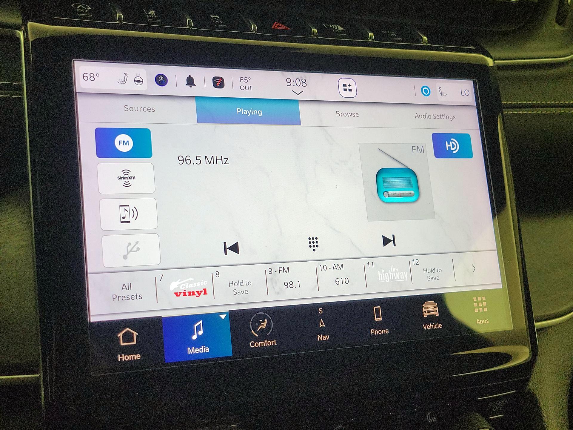 Thumbnail: 2022 Jeep Grand Cherokee L - 16