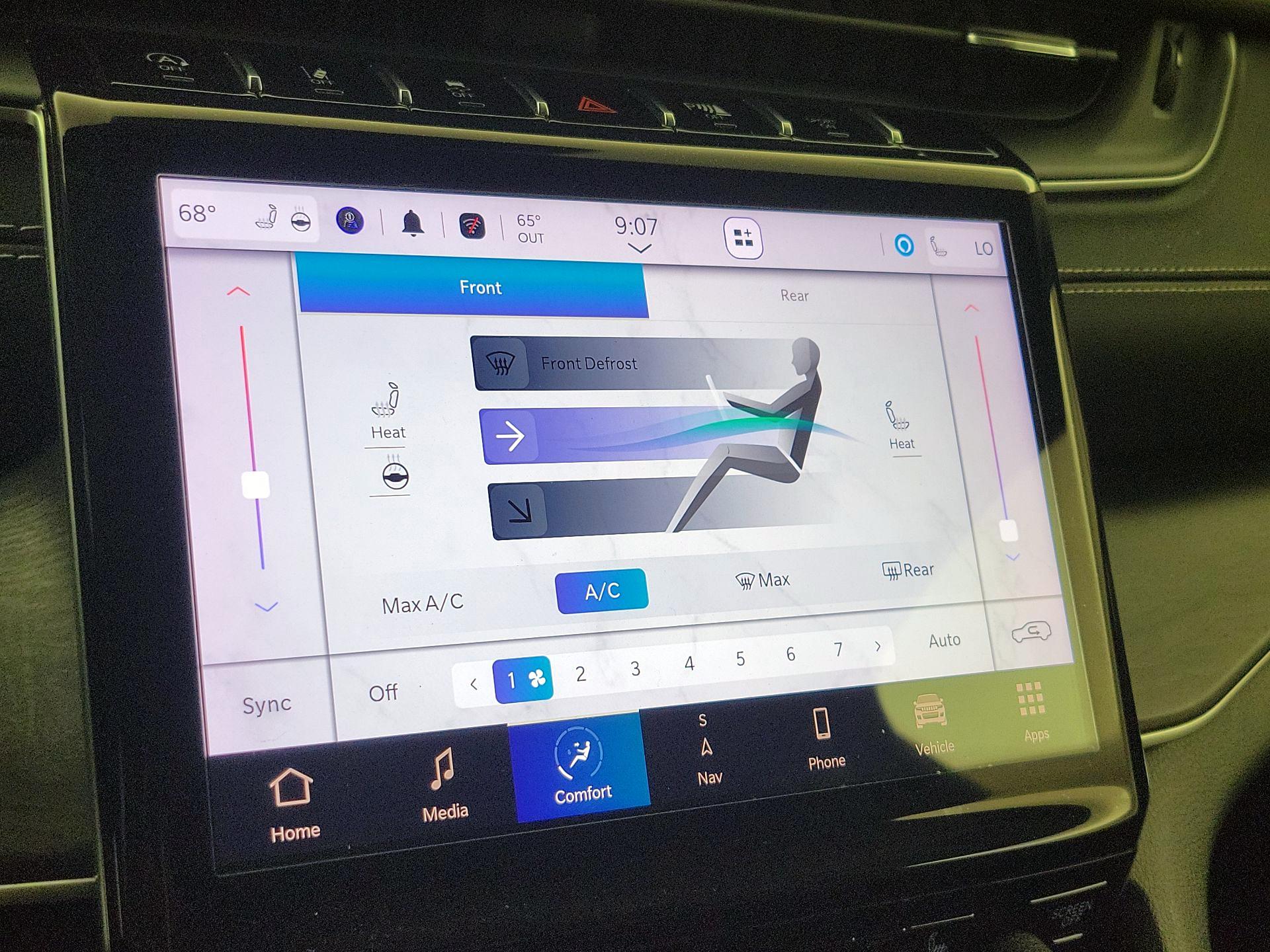 Thumbnail: 2022 Jeep Grand Cherokee L - 17