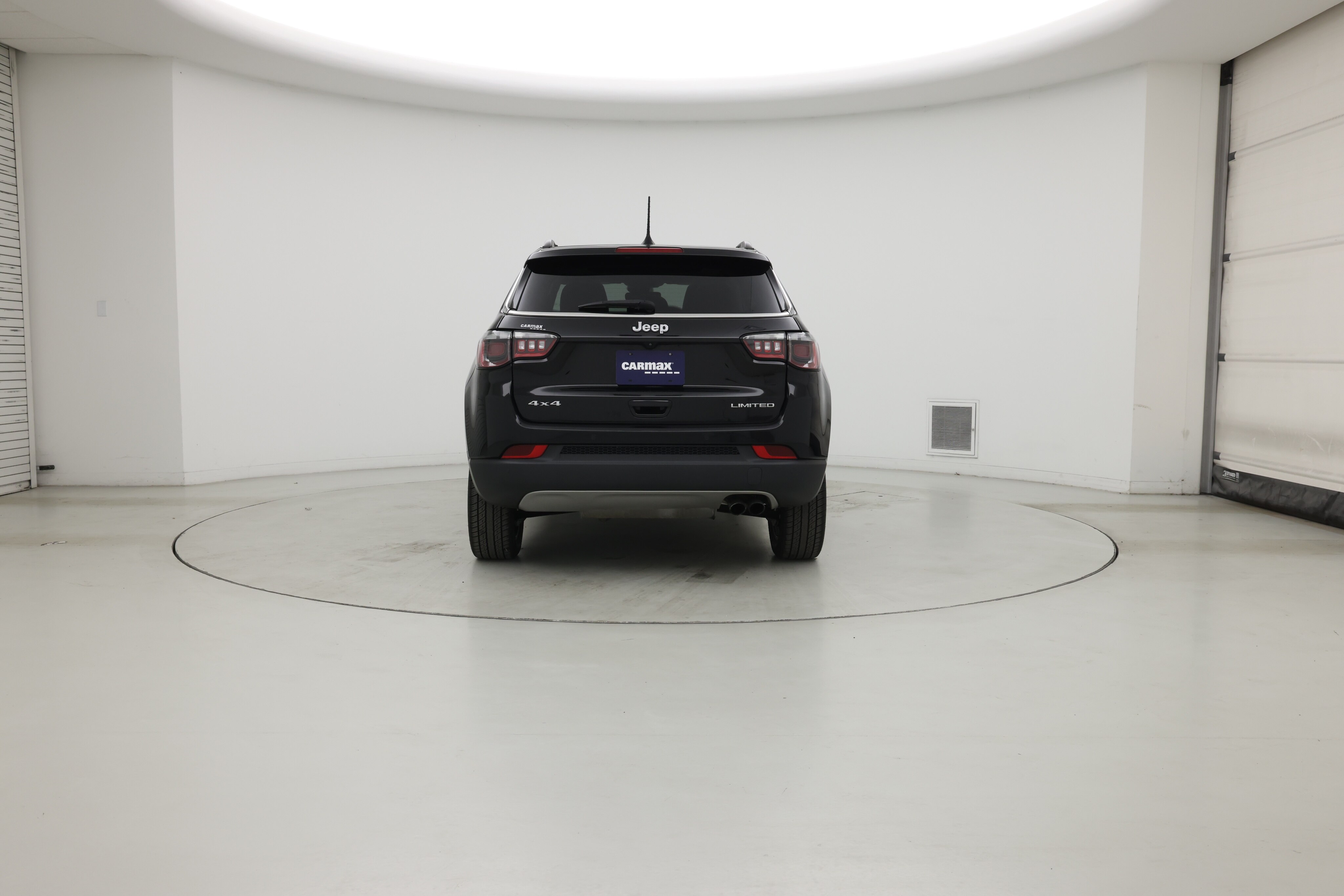 Thumbnail: 2022 Jeep Compass - 9