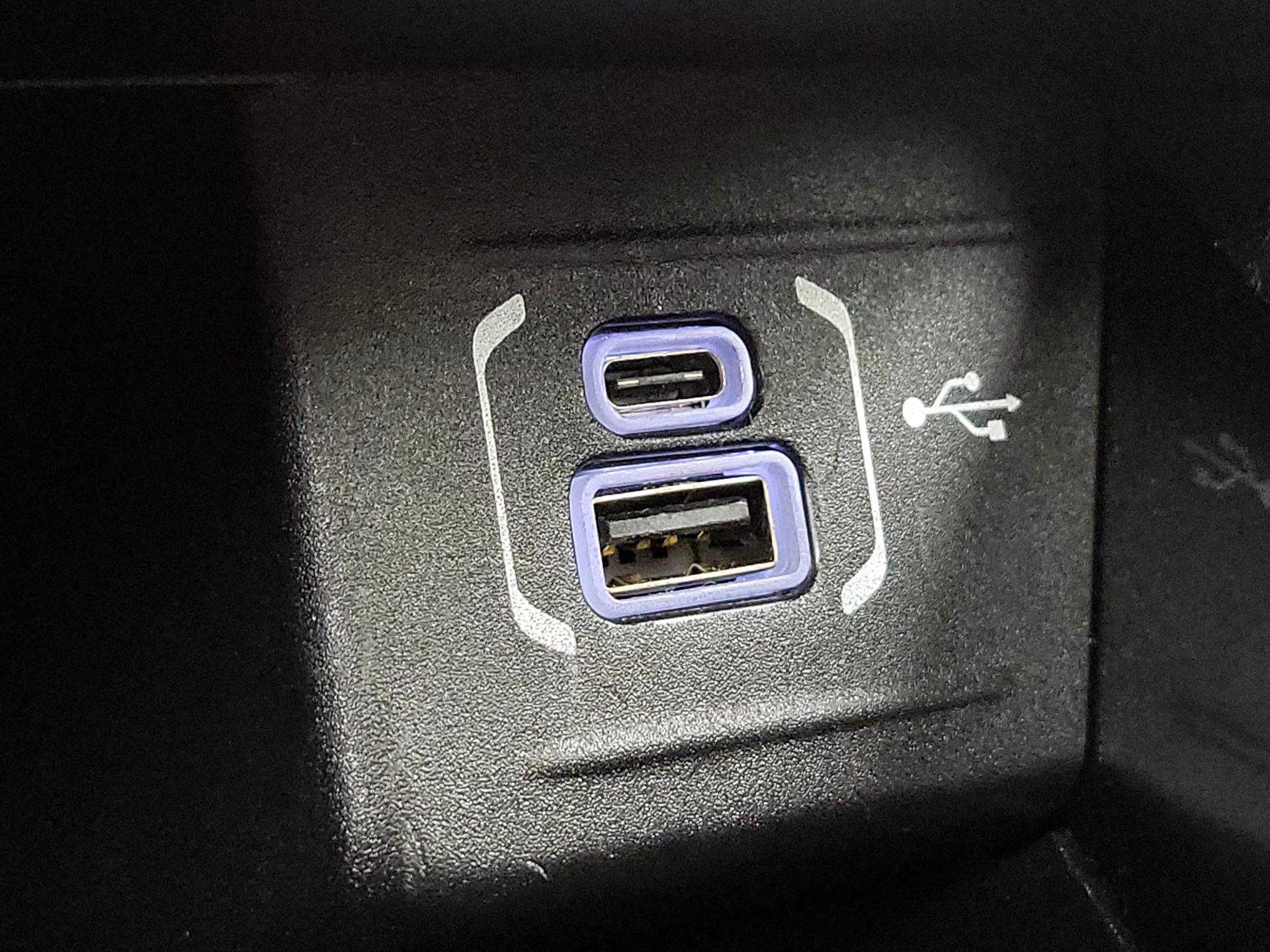 Thumbnail: 2022 Jeep Compass - 18