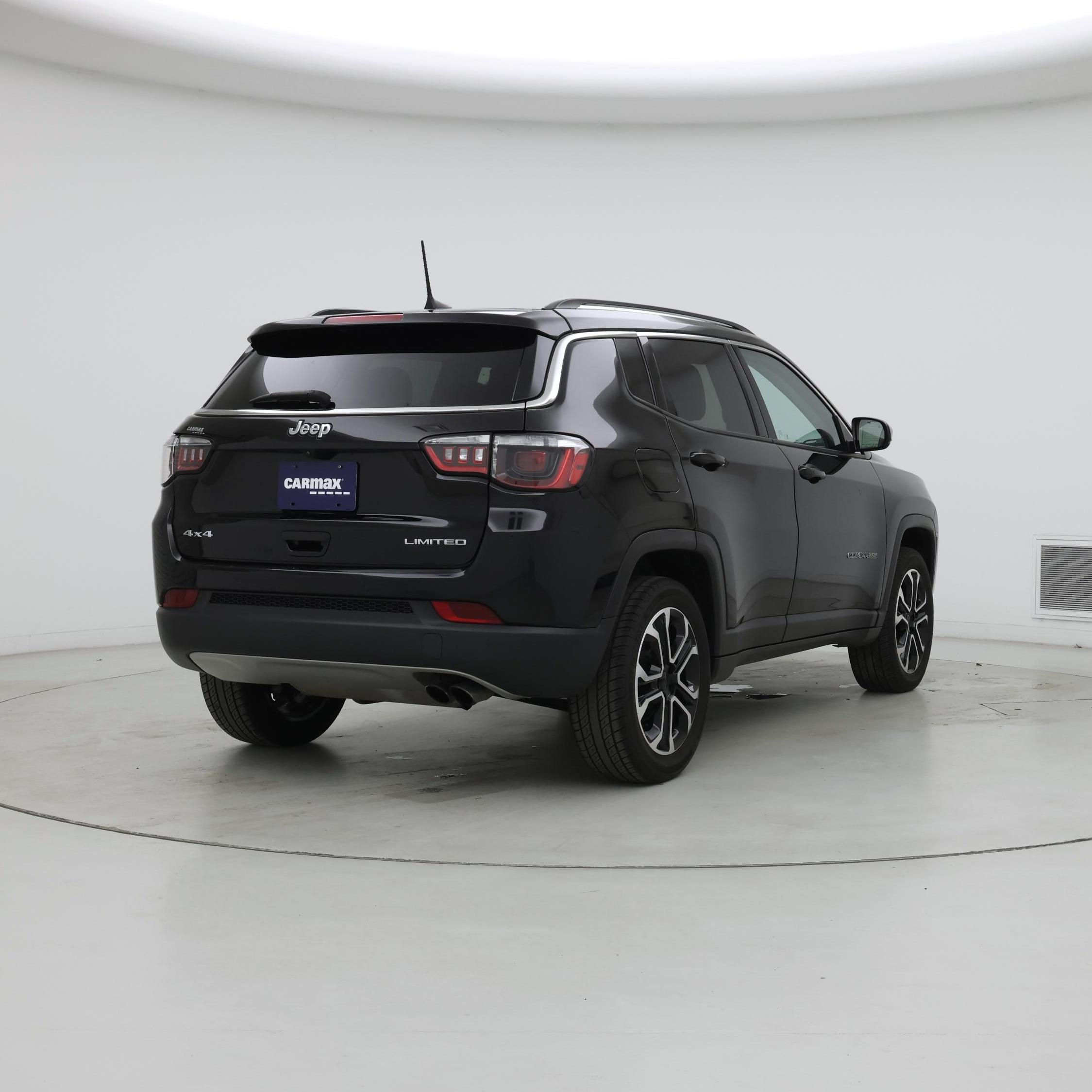 Thumbnail: 2022 Jeep Compass - 8