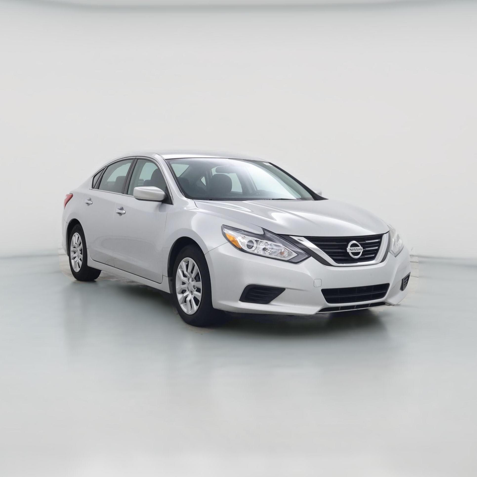 Thumbnail: 2016 Nissan Altima - 1