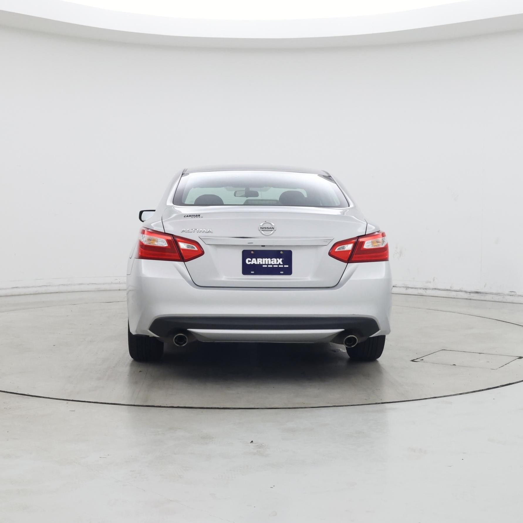 Thumbnail: 2016 Nissan Altima - 6