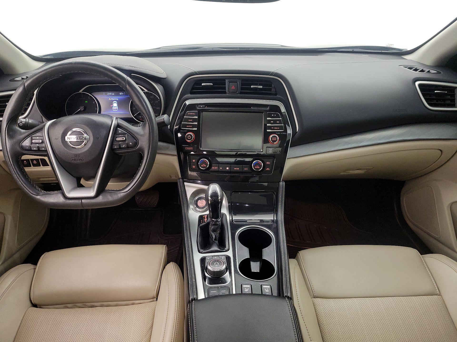 Thumbnail: 2017 Nissan Maxima - 9