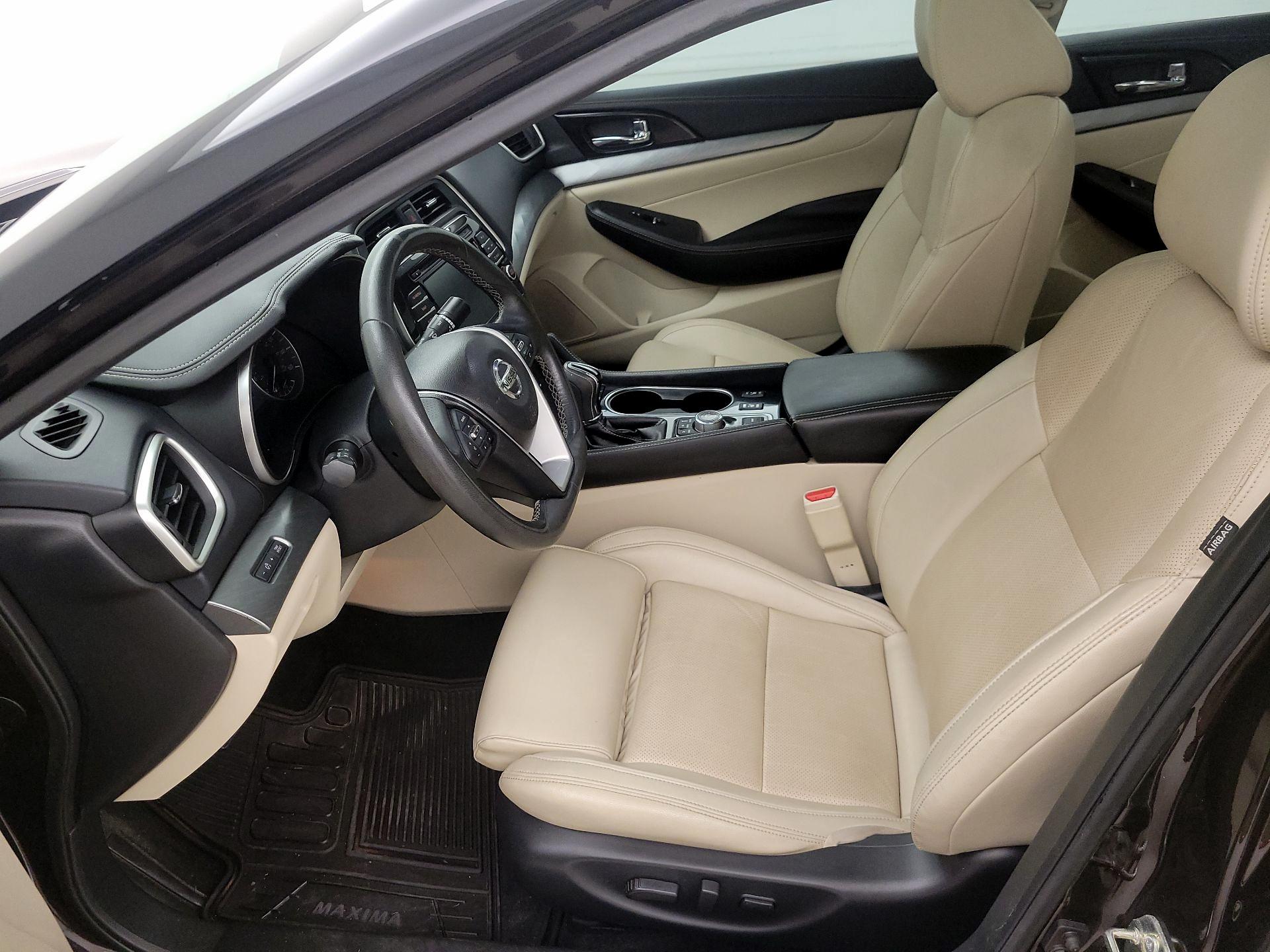Thumbnail: 2017 Nissan Maxima - 11