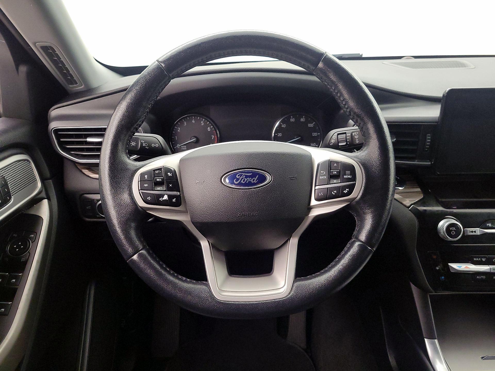 Thumbnail: 2021 Ford Explorer - 10